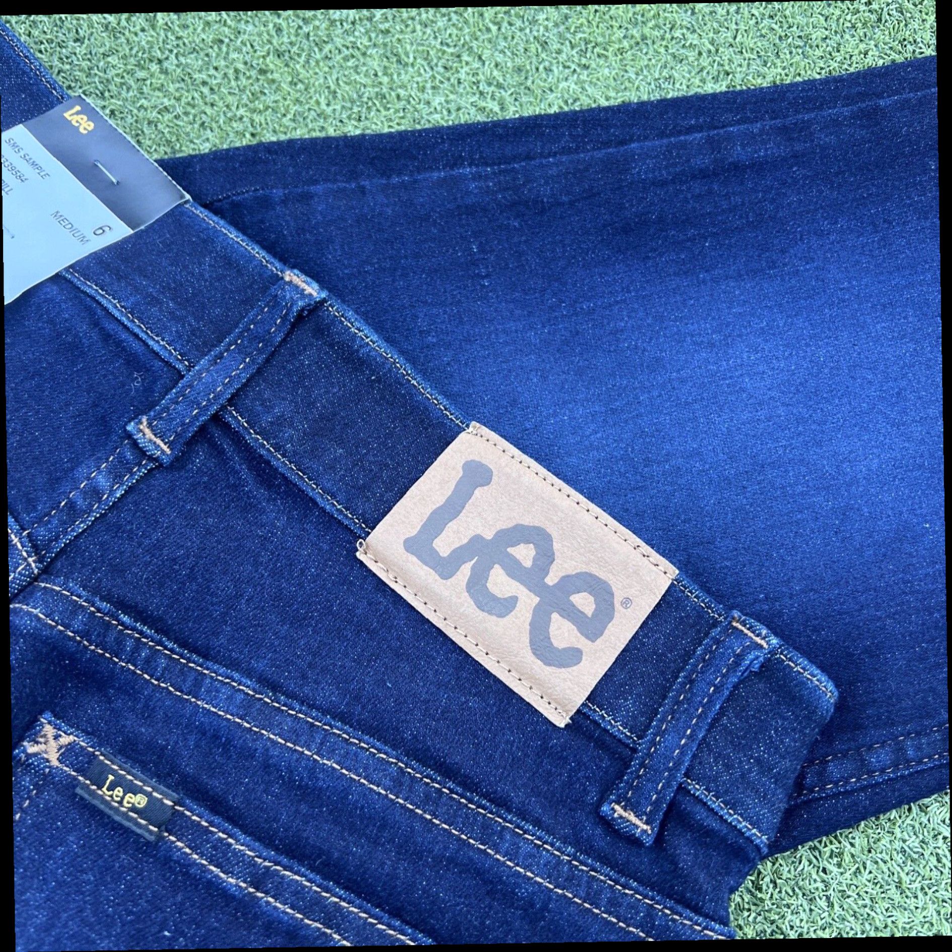 Lee New LEE Womens Straight Jeans Size 6 Medium Wash Cotton Poly Blend Stretch Size 28" / US 6 / IT 42 - 5 Thumbnail