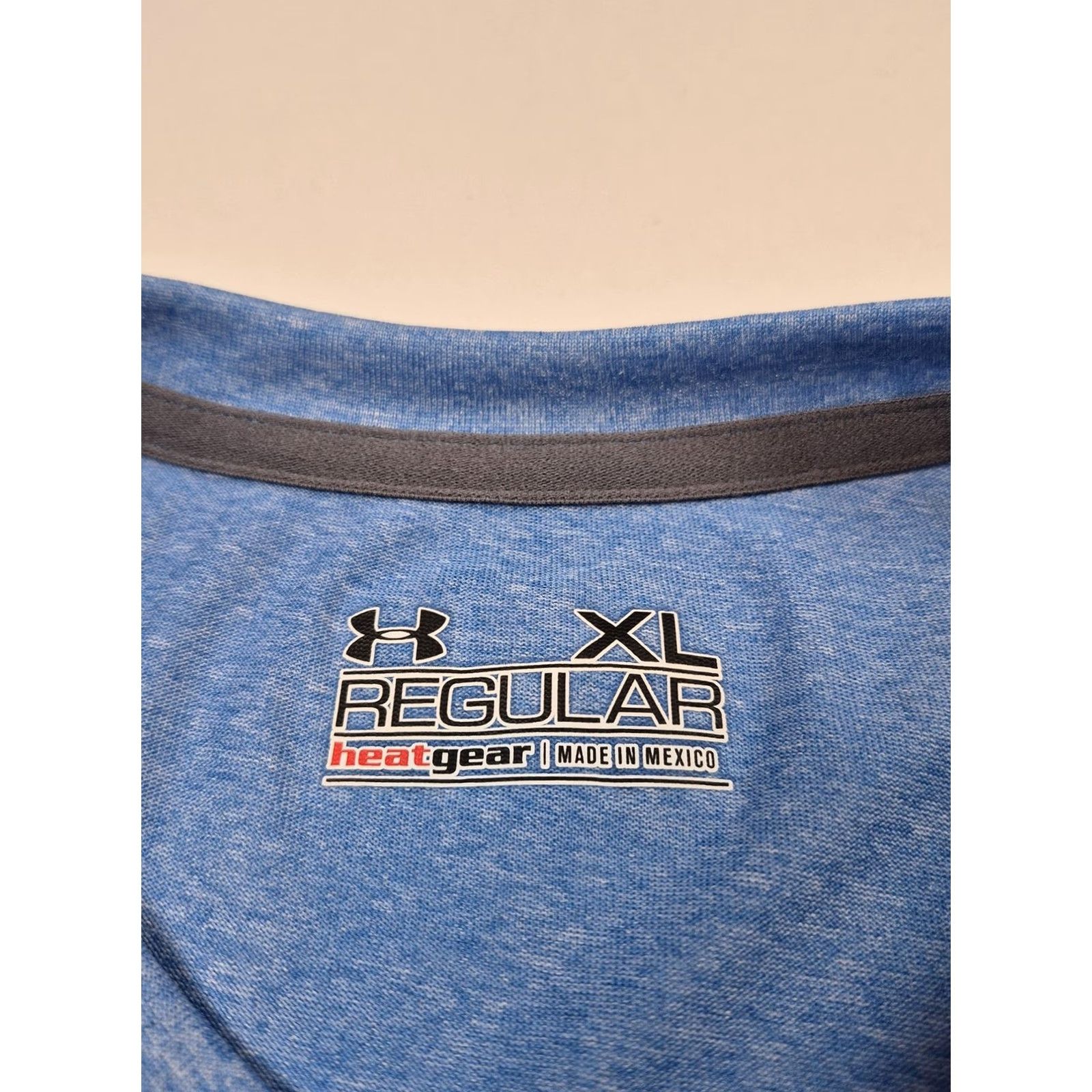 Under Armour Under Armour Shirt Mens XL Blue Long Sleeve HeatGear Logo Tee Size US XL / EU 56 / 4 - 3 Thumbnail