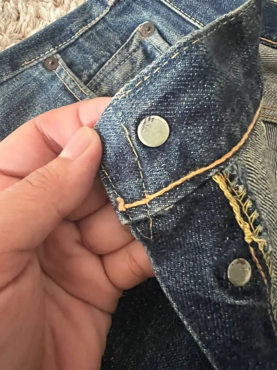 Levi's Levis BigE Hidden Rivet Leather Patch Circa 1952 Size US 33 - 2 Thumbnail