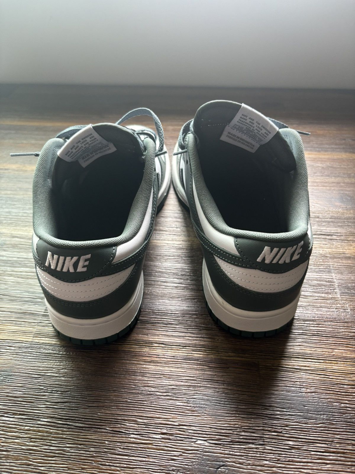 Nike Nike Dunks Vintage Green size 11.5 Size US 11.5 / EU 44-45 - 3 Thumbnail
