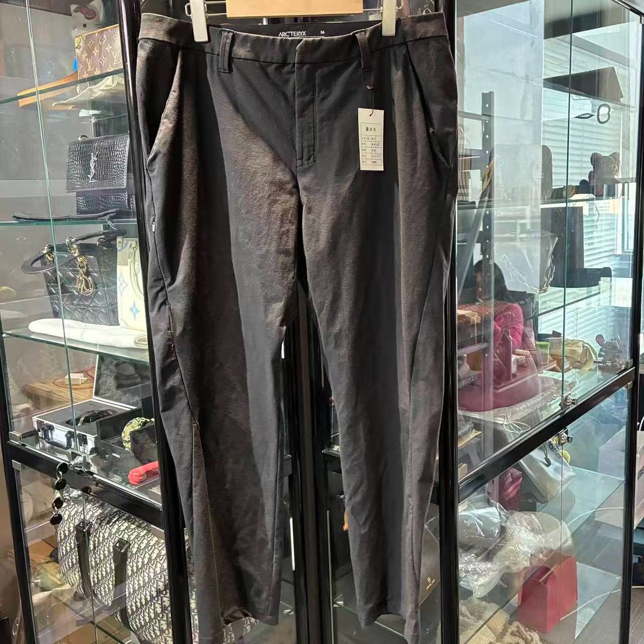 Arc'teryx Arc'teryx Casual Oversized Casual Pants 34 Men Size US 34 / EU 50 - 1 Thumbnail