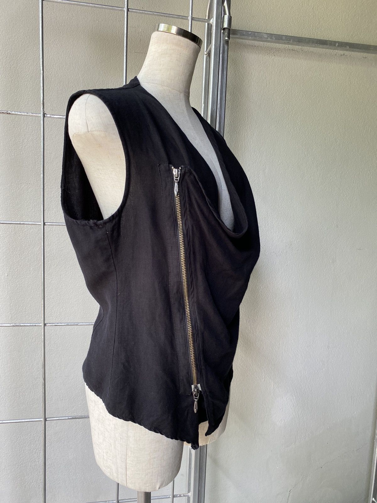 Tornado Mart Tornado Mart black zip vest Size ONE SIZE - 10 Thumbnail