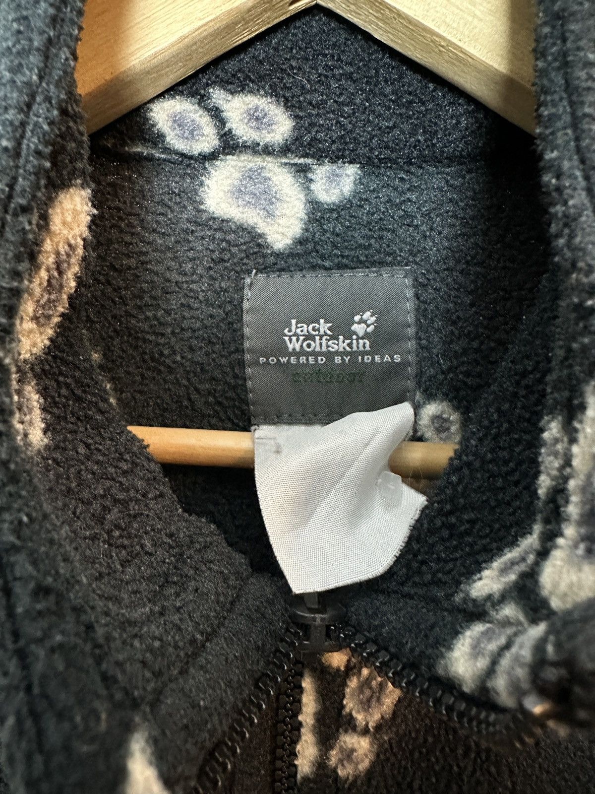 Jack Wolfskin Cute animal paws cottage fleece zip jacket Size US L / EU 52-54 / 3 - 4 Thumbnail
