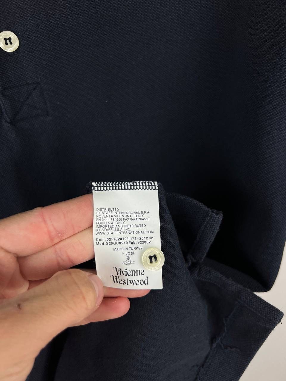 Vivienne Westwood Vivienne Westwood vintage polo t-shirts size XL Size US XL / EU 56 / 4 - 4 Thumbnail