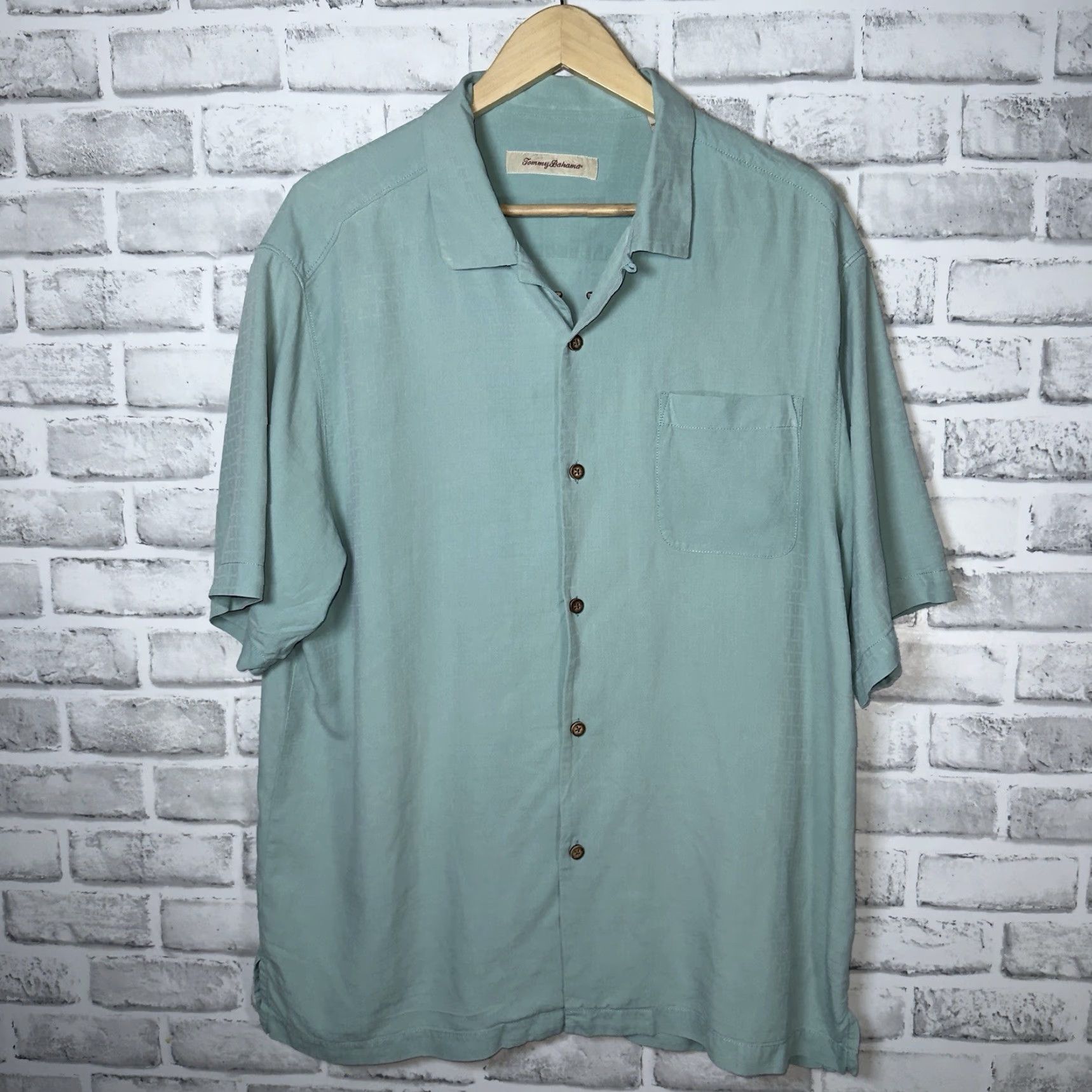 Tommy Bahama TOMMY BAHAMA 100% SILK HAWAIIAN SHIRT BLUE MENS SIZE L Size US L / EU 52-54 / 3 - 2 Thumbnail