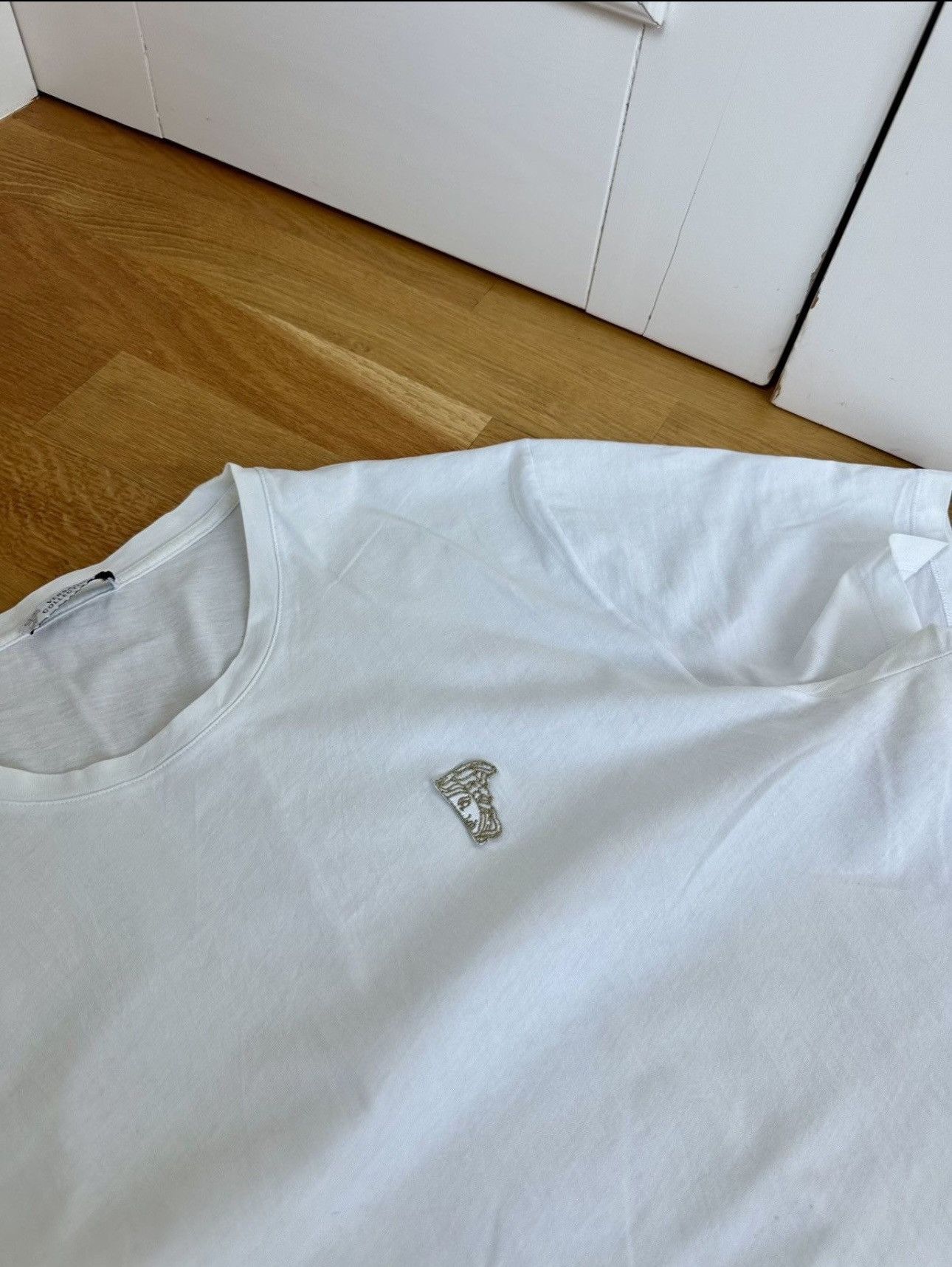 Versace Vintage Versace T-shirt Oversize Fit Face Logo Size US XL / EU 56 / 4 - 6 Thumbnail