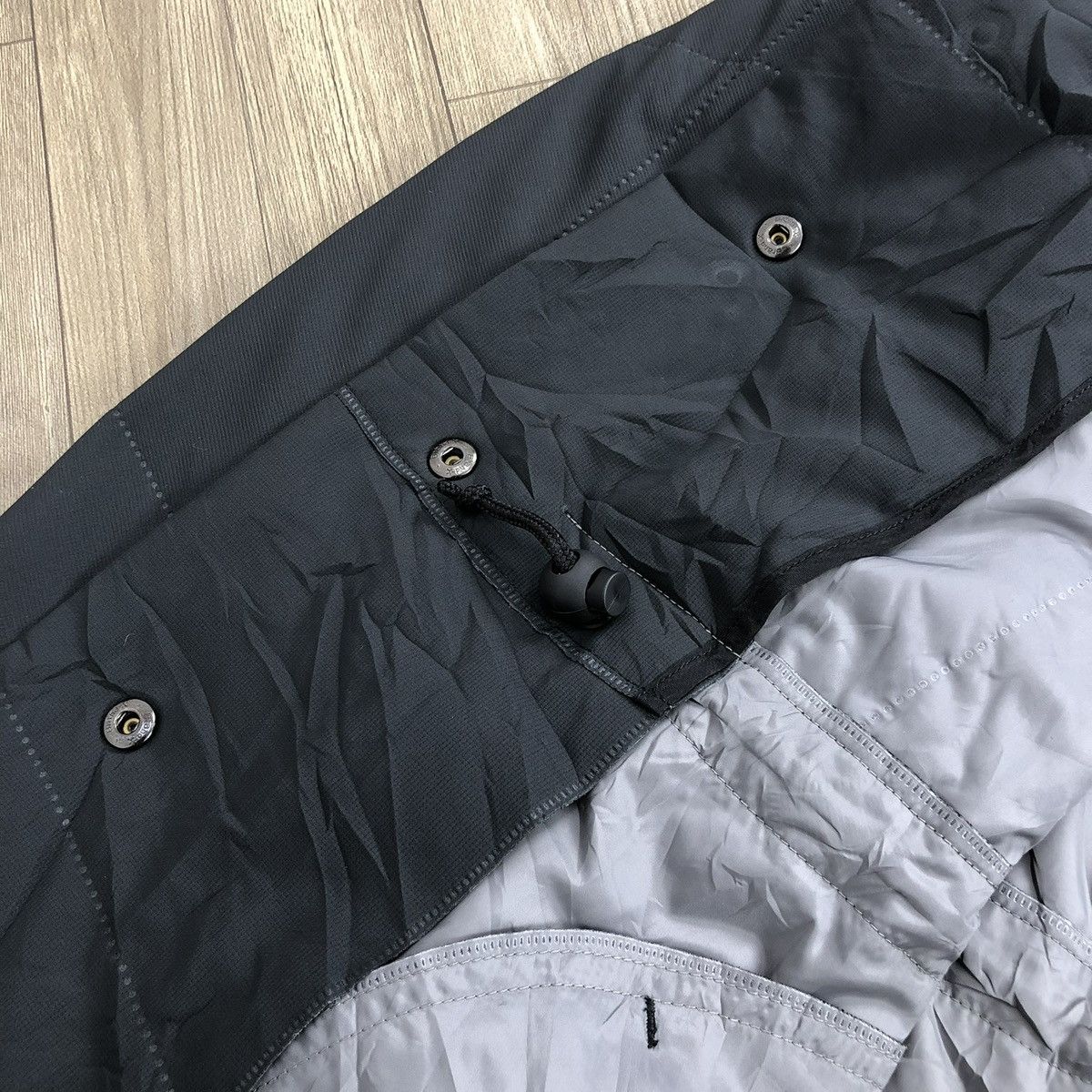 Issey Miyake Vintage Pleats Please Issey Miyake Quilted Polyester Jacket Size US L / EU 52-54 / 3 - 20 Thumbnail