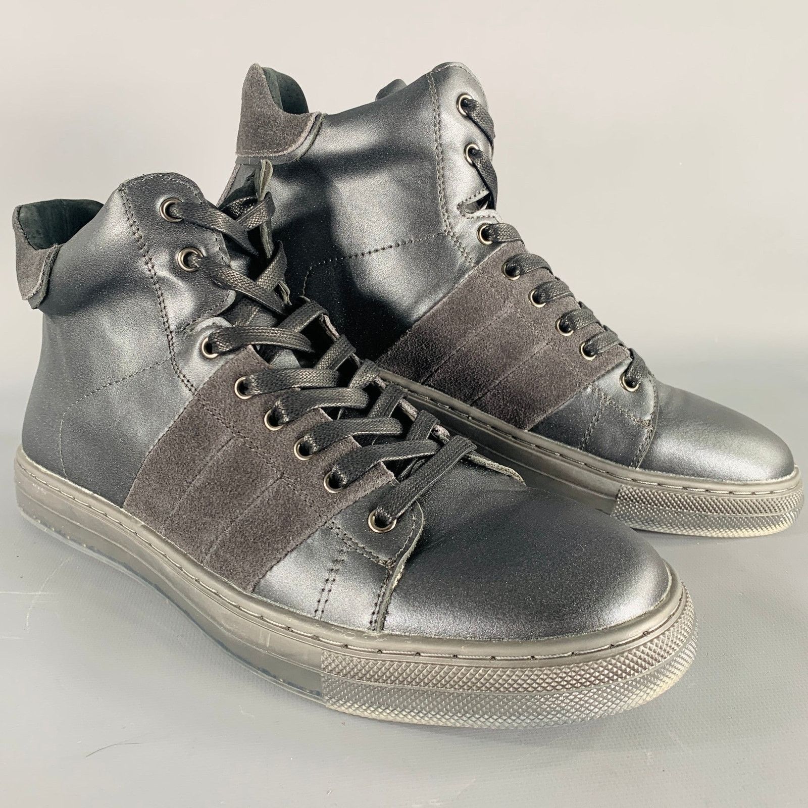 Badgley Mischka BADGLEY MISCHKA Size 10 Teddy Black Leather Sneakers Size US 10 / EU 43 - 1 Thumbnail