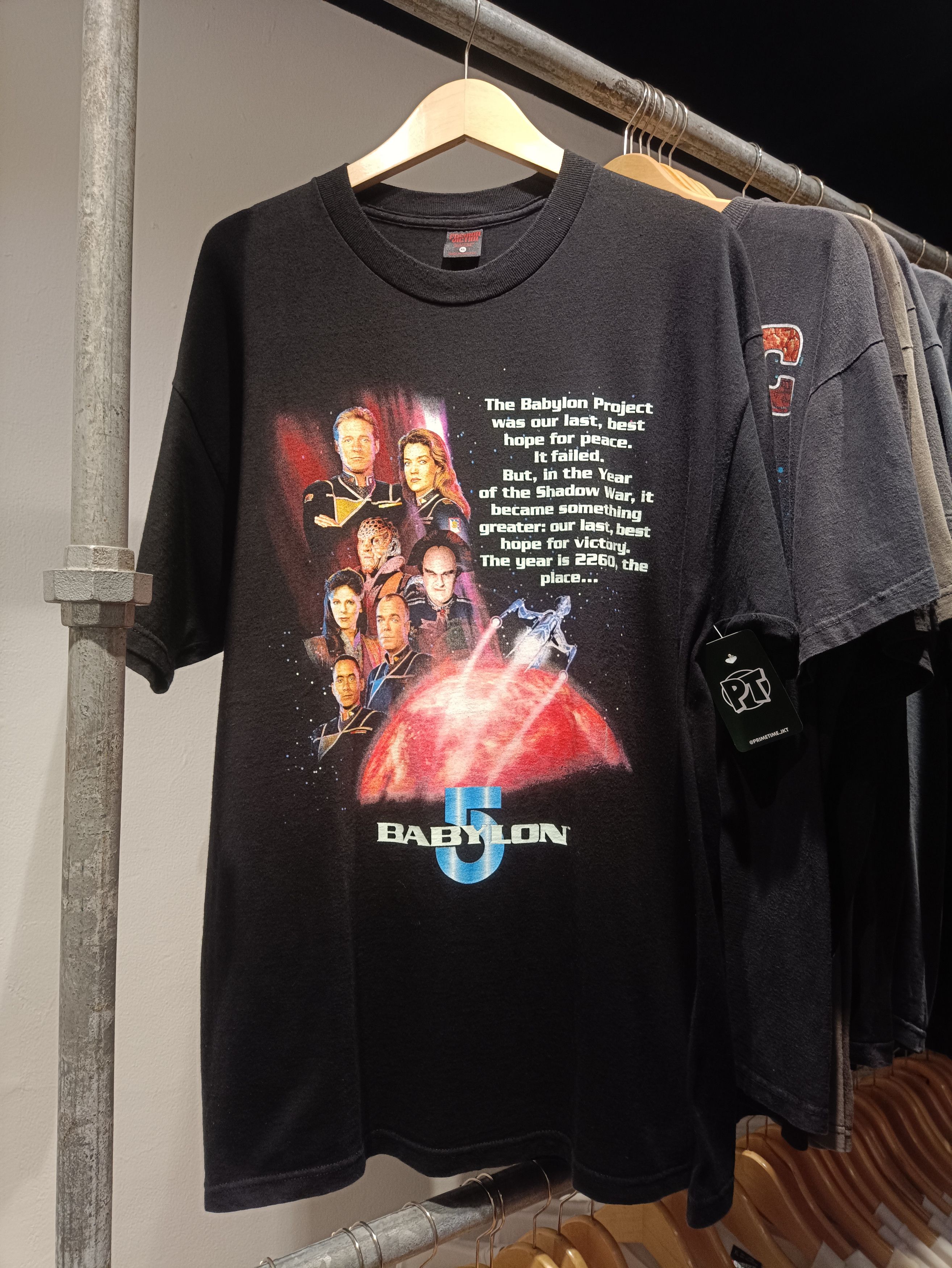 Fashion Victim × Vintage babylon 5 Warner Bros 1997 Size US XL / EU 56 / 4 - 1 Thumbnail
