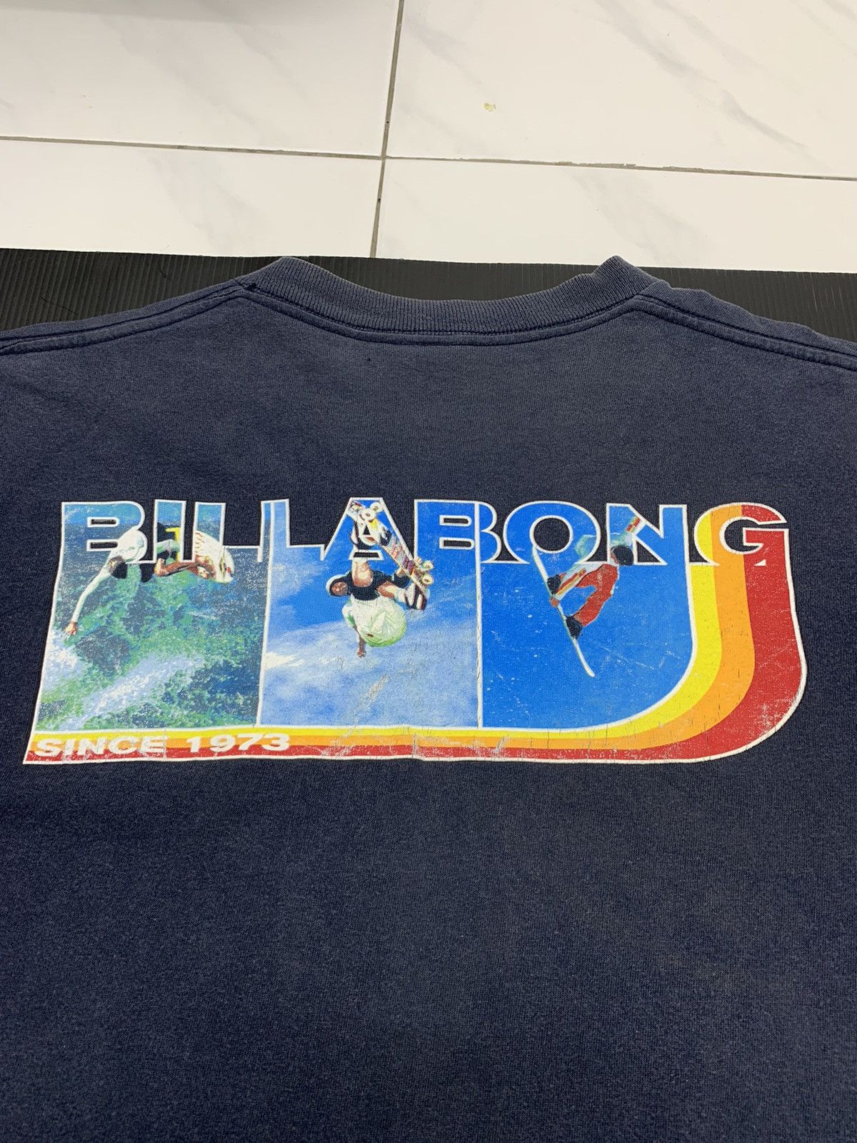 Billabong Vintage 90s Thrashed Faded Billabong Made In USA Tshirt Size US M / EU 48-50 / 2 - 4 Thumbnail
