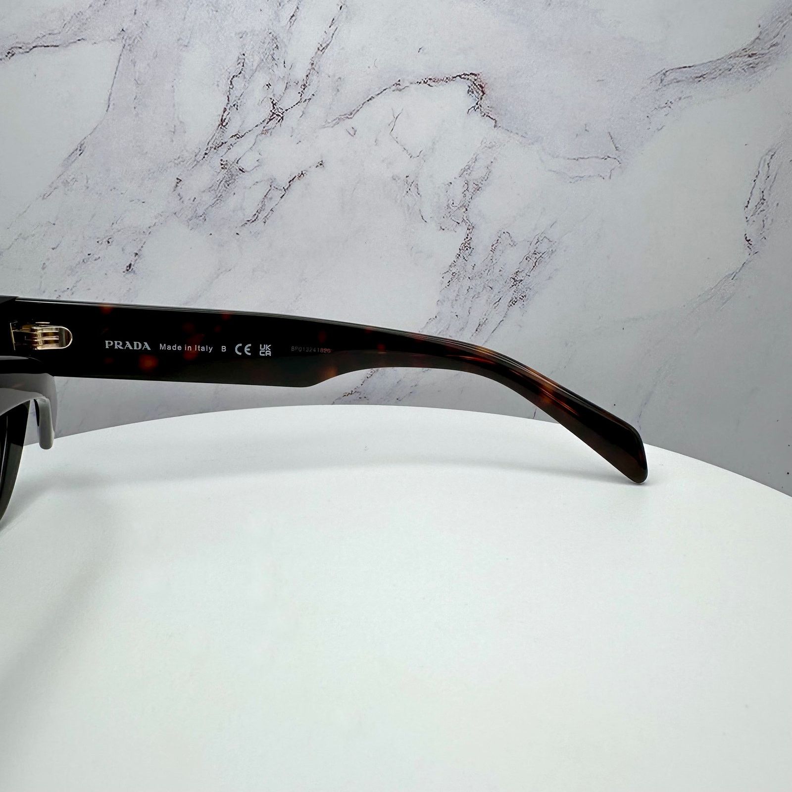 Prada New Prada Sunglasses Cat Eye Brown Tortoise Gold Logo Size ONE SIZE - 8 Thumbnail