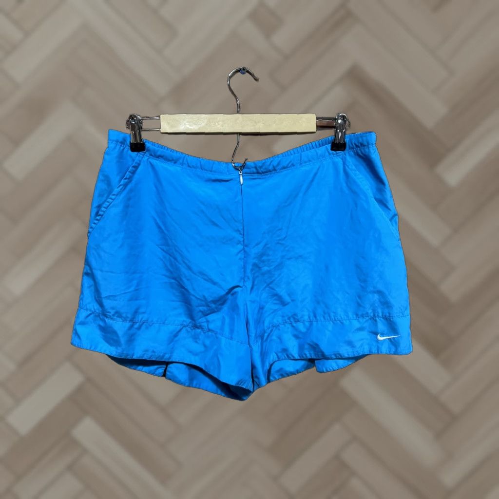 Nike VINTAGE Nike Windbreaker Shorts Womens XL Blue Nylon 90s Y2k Athletic Pockets Drawstring Zipper Size 40" / US 18 - 1 Thumbnail