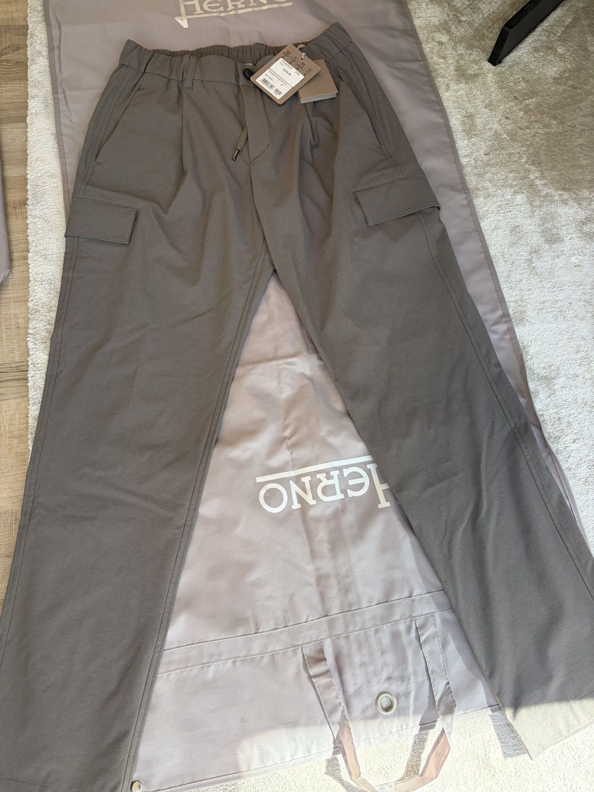 Herno Herno Resort Cargo Trousers Drawstring Luxury Pants Joggers Size US 32 / EU 48 - 1 Thumbnail