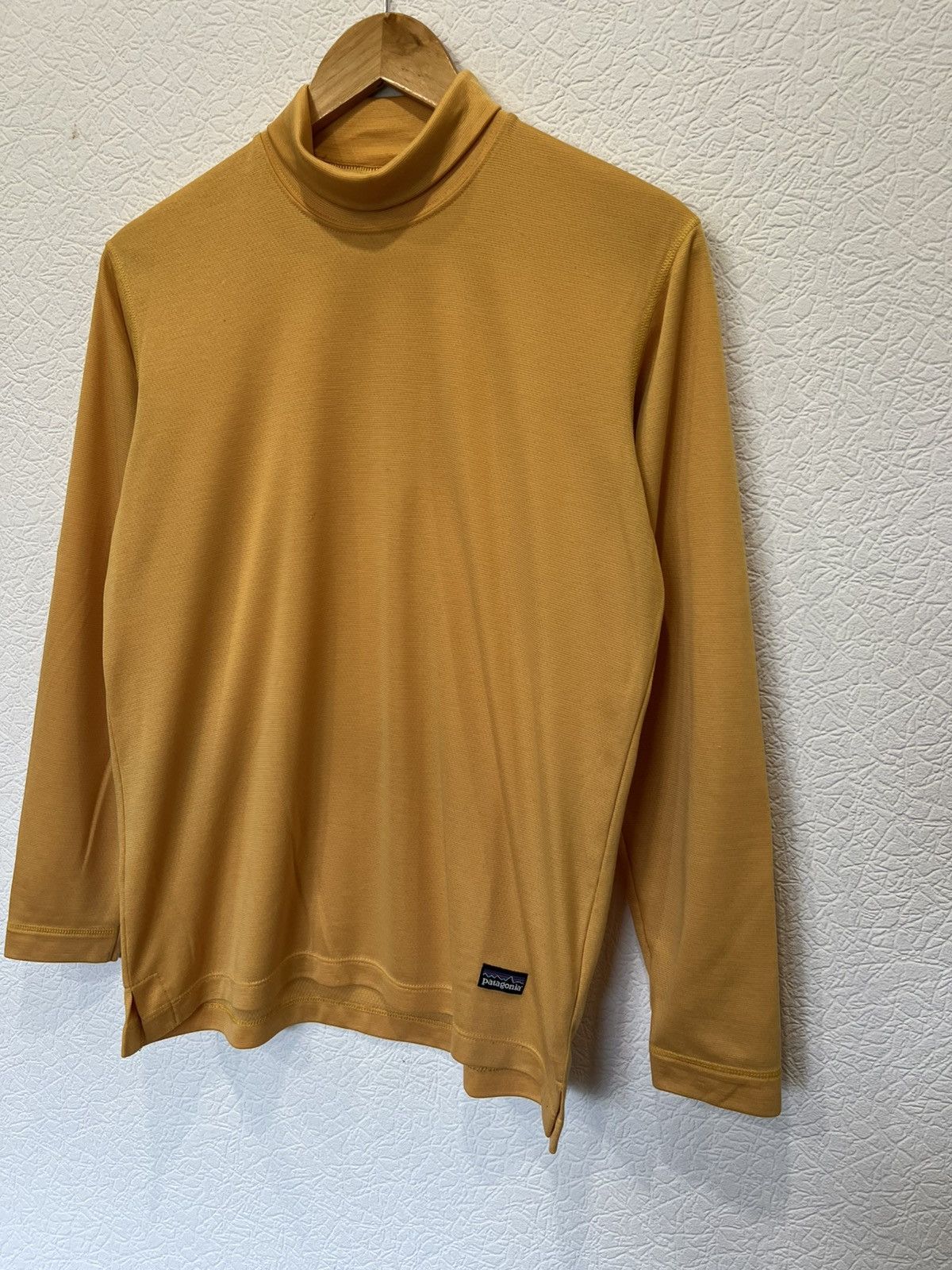 Patagonia Patagonia Capilene Yellow Gorpcore Shirt Sweater Mens Size US S / EU 44-46 / 1 - 2 Thumbnail