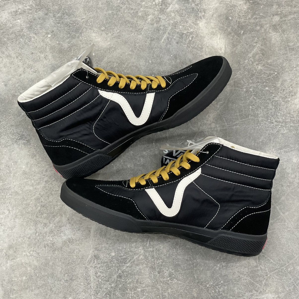 Japanese Brand × Taka Hayashi × Vans Vans X Taka Hayashi Epoch Racer LX Black Rare not Syndicate Size US 9 / EU 42 - 4 Thumbnail