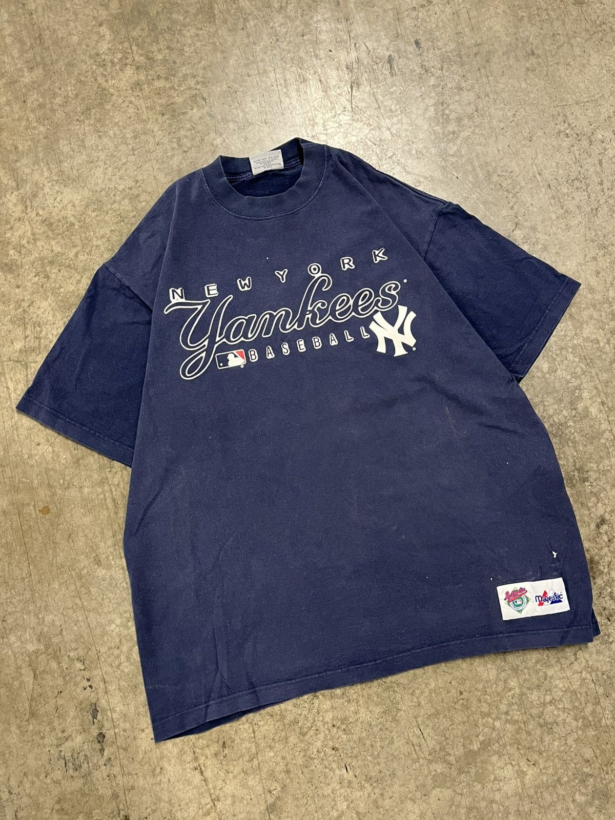 Vintage NY Yankees vintage boxy fit tee shirt rare 90s hype sports Size US XL / EU 56 / 4 - 3 Thumbnail