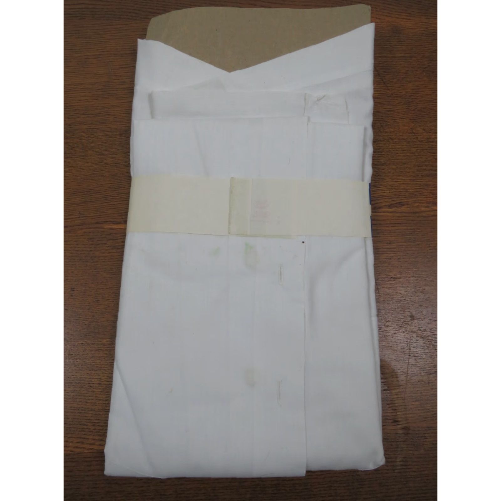 Arrow VINTAGE Arrow Sport Shirt Regular White 16 Men Button-Up Short Sleeve Cotton Polyester Blend NWT USA Size US L / EU 52-54 / 3 - 4 Thumbnail