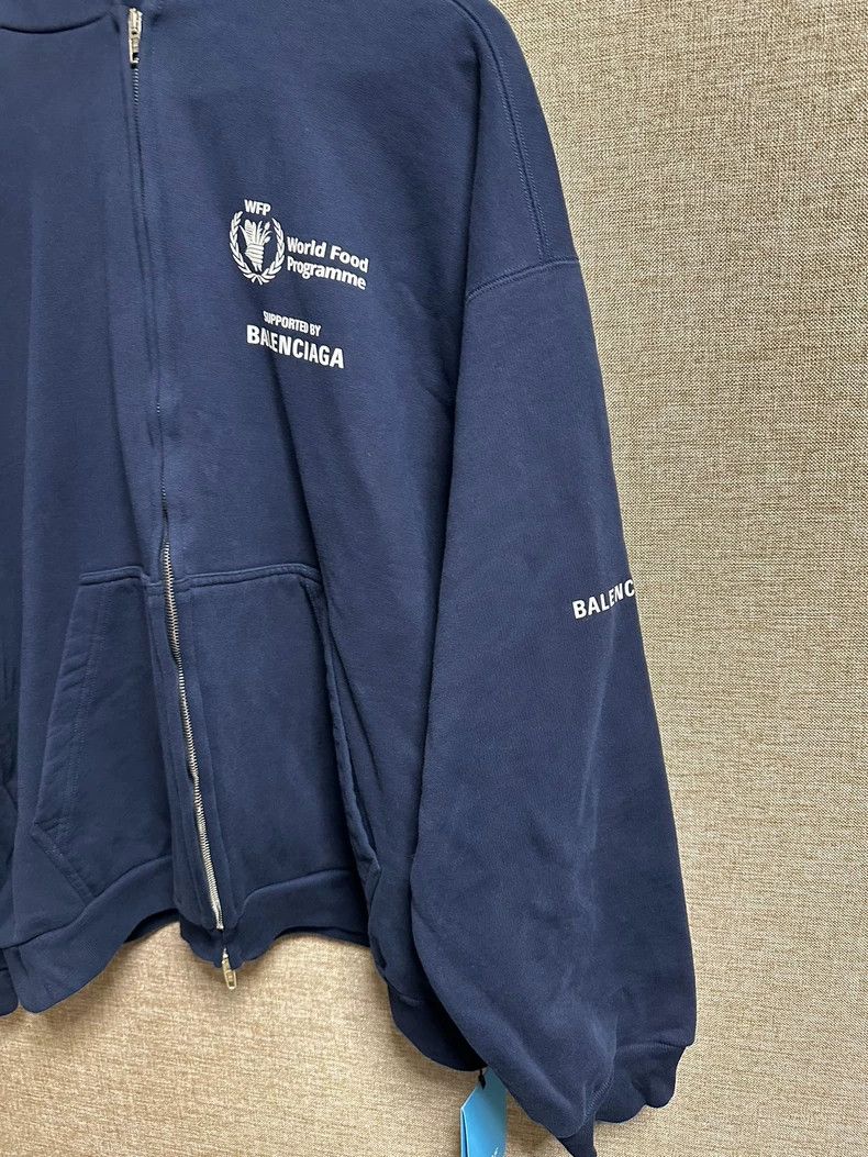 Balenciaga Balenciaga World Food Programme Collab Zip-Up Hooded Sweat Size US S / EU 44-46 / 1 - 2 Thumbnail
