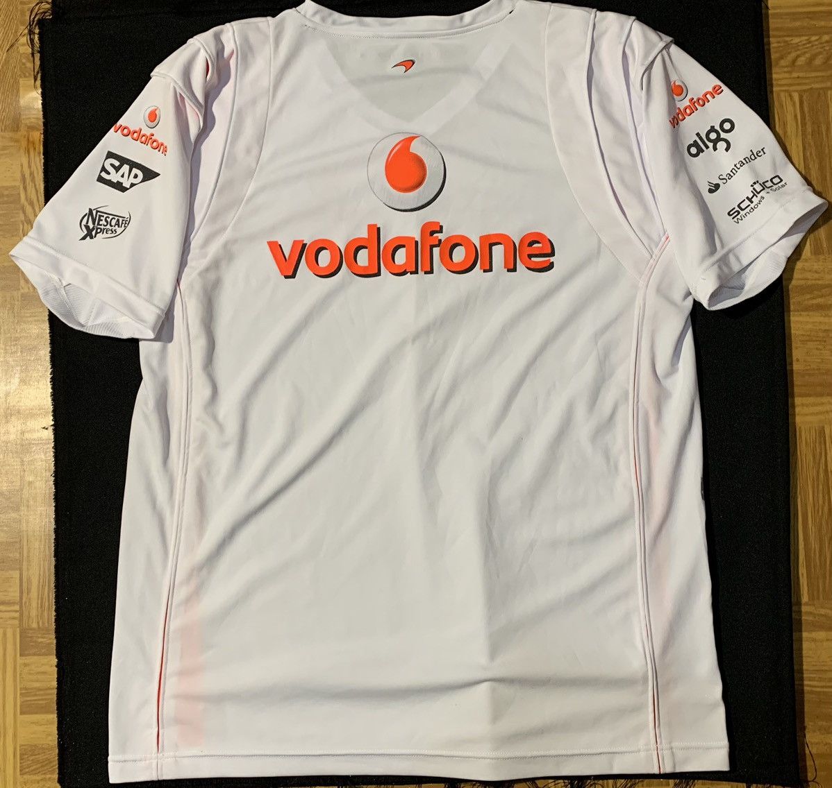 Mercedes-Benz Mercedes McLaren Vodafone Racing T Shirt XL Size US XL / EU 56 / 4 - 12 Thumbnail