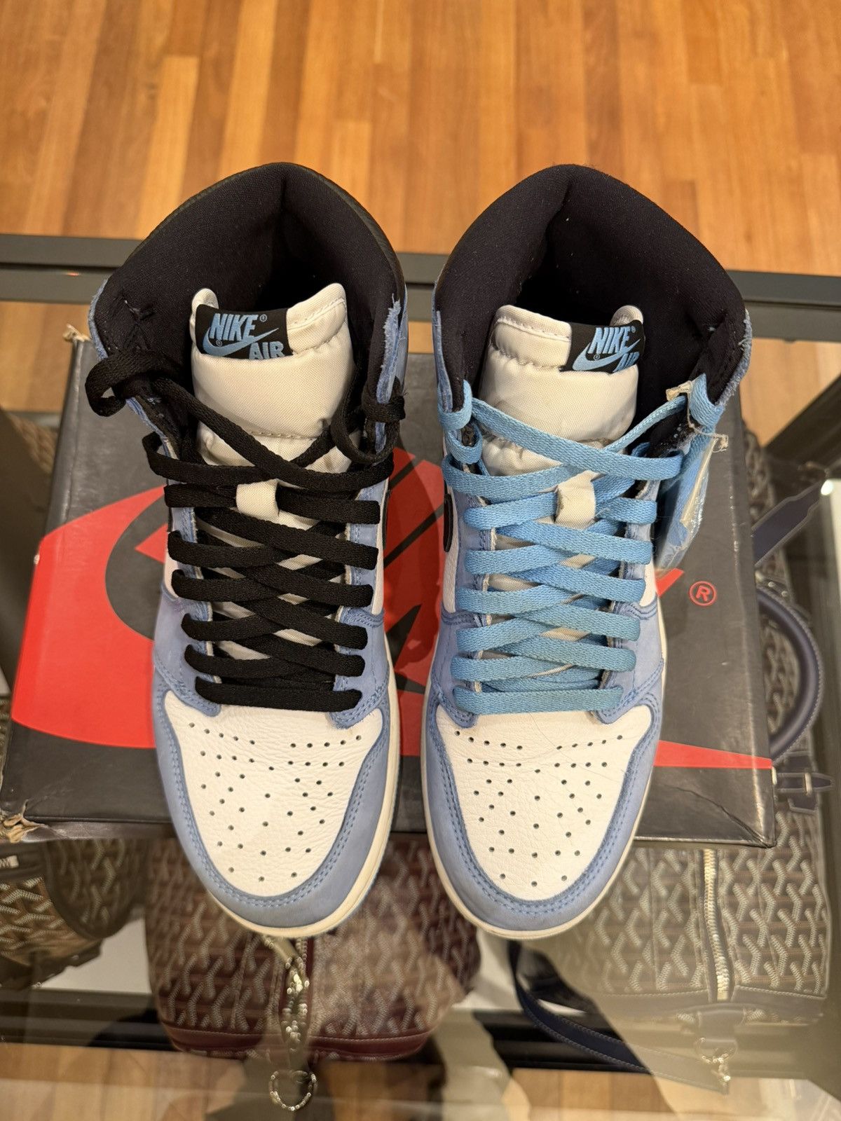 Jordan Brand Jordan 1 Retro High OG University Blue Size US 10 / EU 43 - 4 Thumbnail