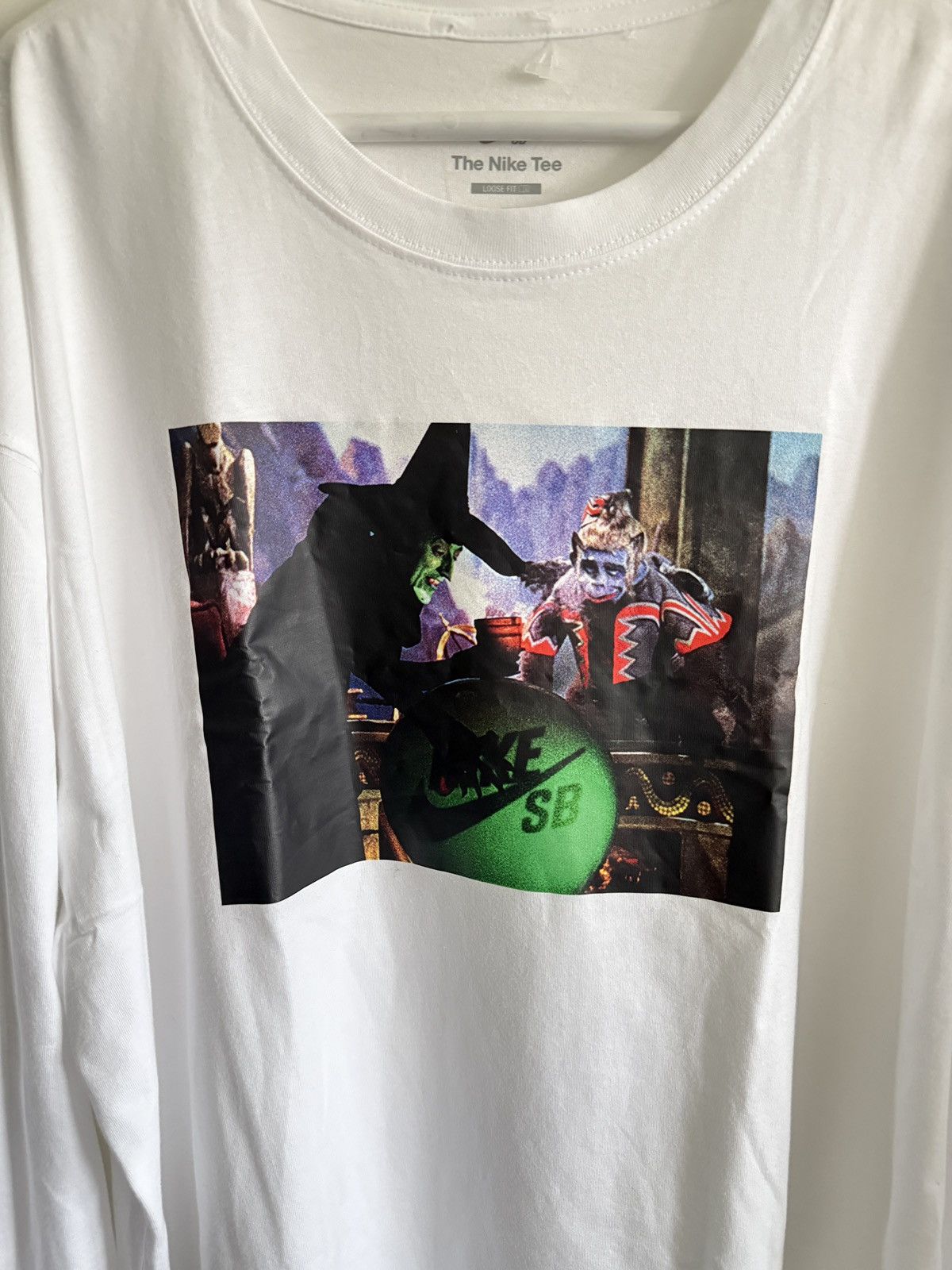 Nike NEW Nike SB Wizard of Oz 85th Anniversary Skate Jam shirt Size US XXL / EU 58 / 5 - 1 Thumbnail