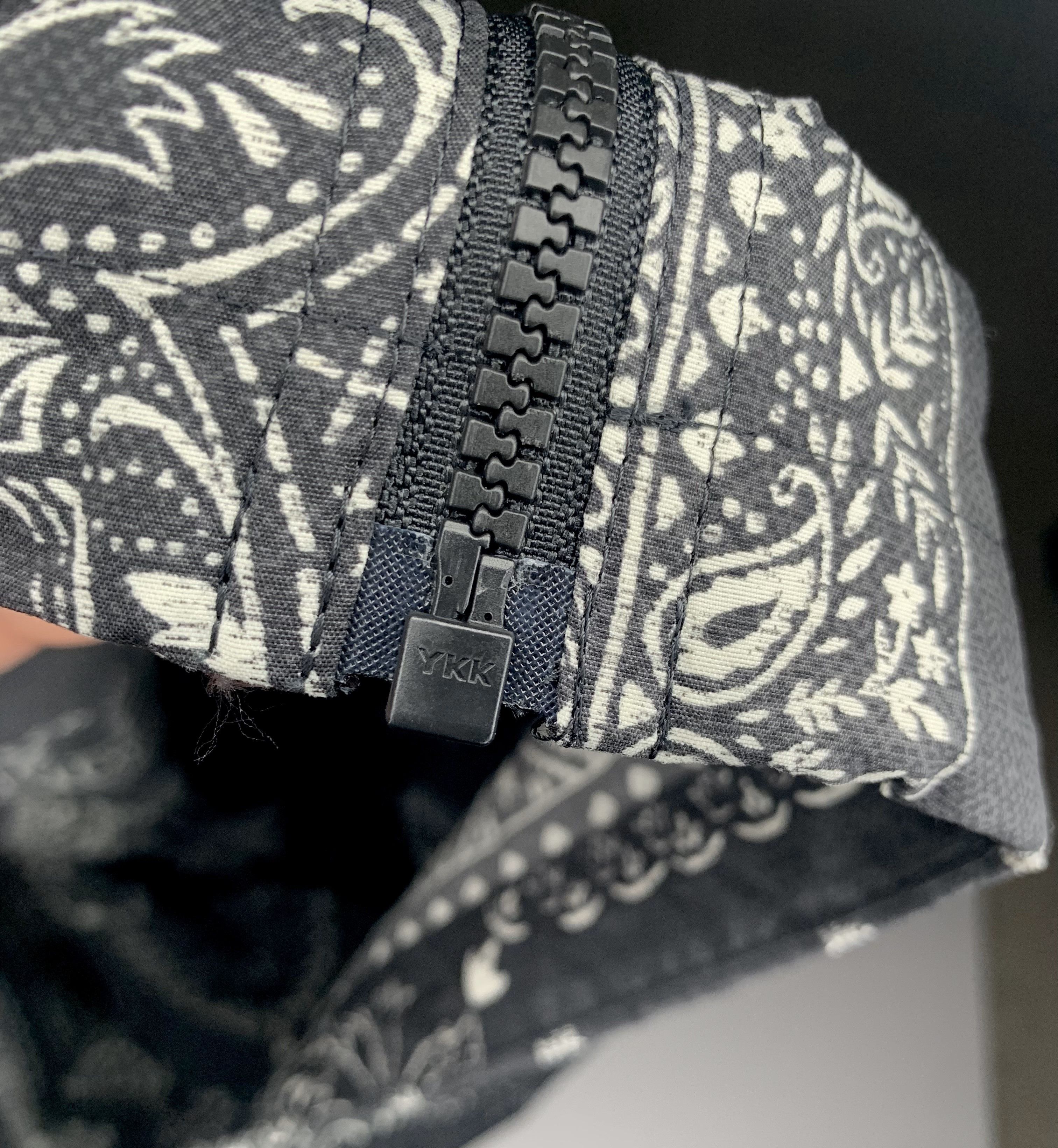 The North Face TNF Paisley Pattern Mountain Parka Size US L / EU 52-54 / 3 - 10 Thumbnail