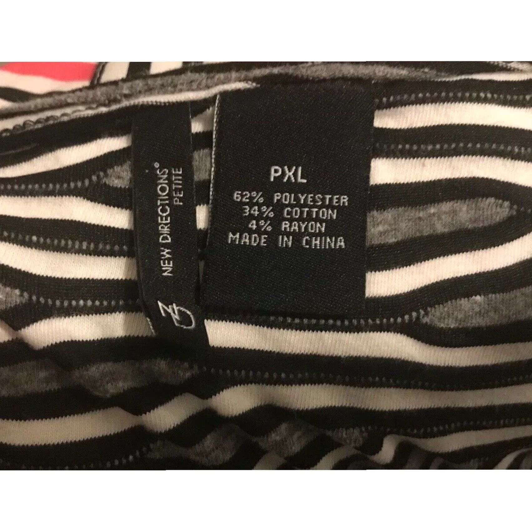 Vintage VINTAGE New Directions Shirt Striped Short Sleeve Womens Pullover XS XL Petite Pullover Black Striped 3 Button Shoulder Knit Top Womens Size XL / US 12-14 / IT 48-50 - 7 Thumbnail