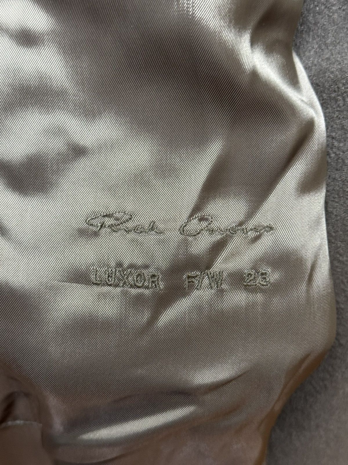 Rick Owens Rick owens Neue coat Size US L / EU 52-54 / 3 - 6 Thumbnail