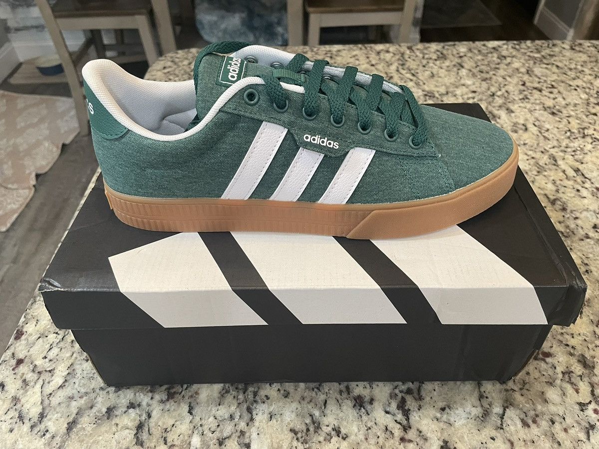Adidas adidas Daily 3.0 Collegiate Men's Green Gum Size 9 1/2 Size US 9.5 / EU 42-43 - 1 Thumbnail
