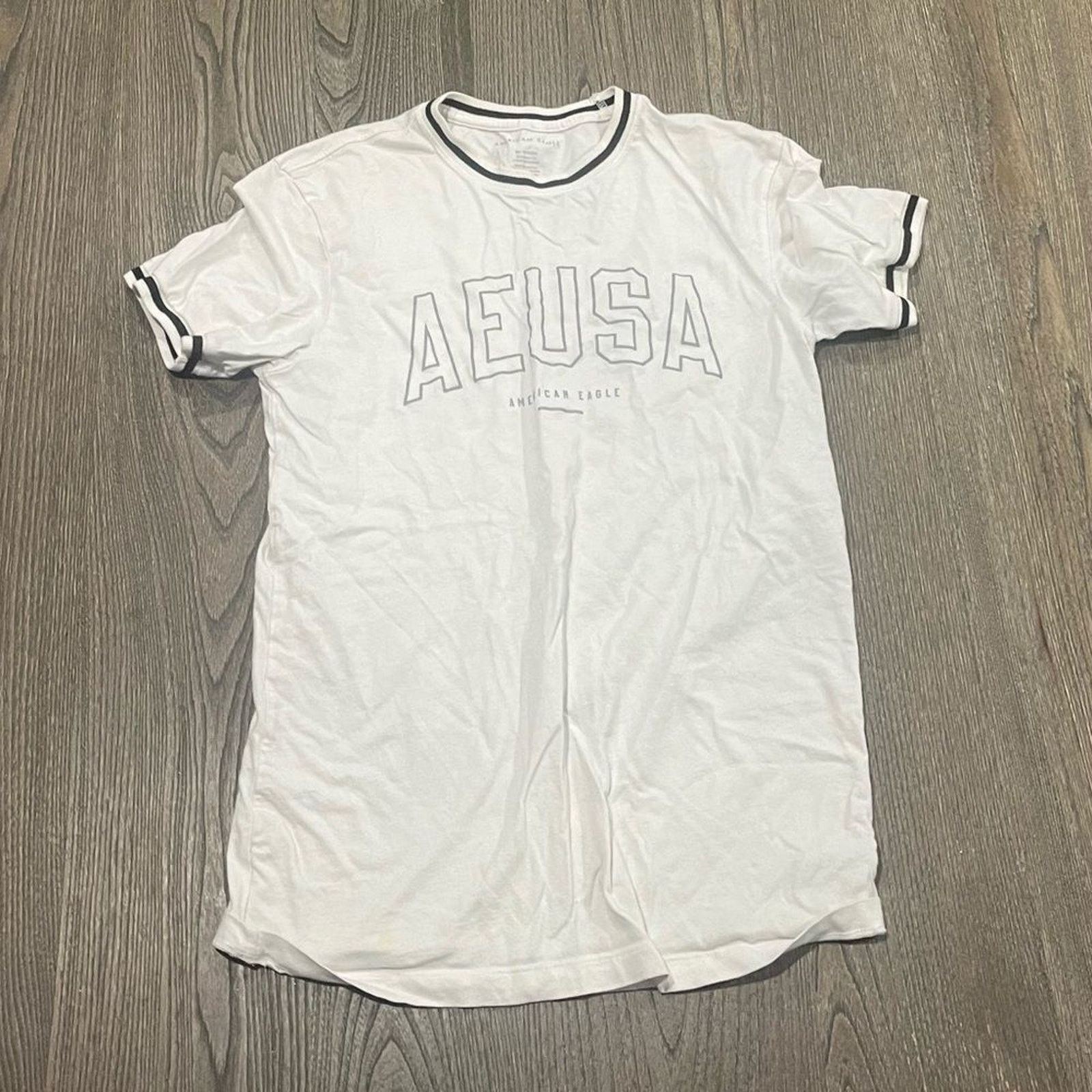 American Eagle Outfitters American Eagle AE USA Standard Fit Cotton Short Sleeve Size XS / US 0-2 / IT 36-38 - 1 Thumbnail