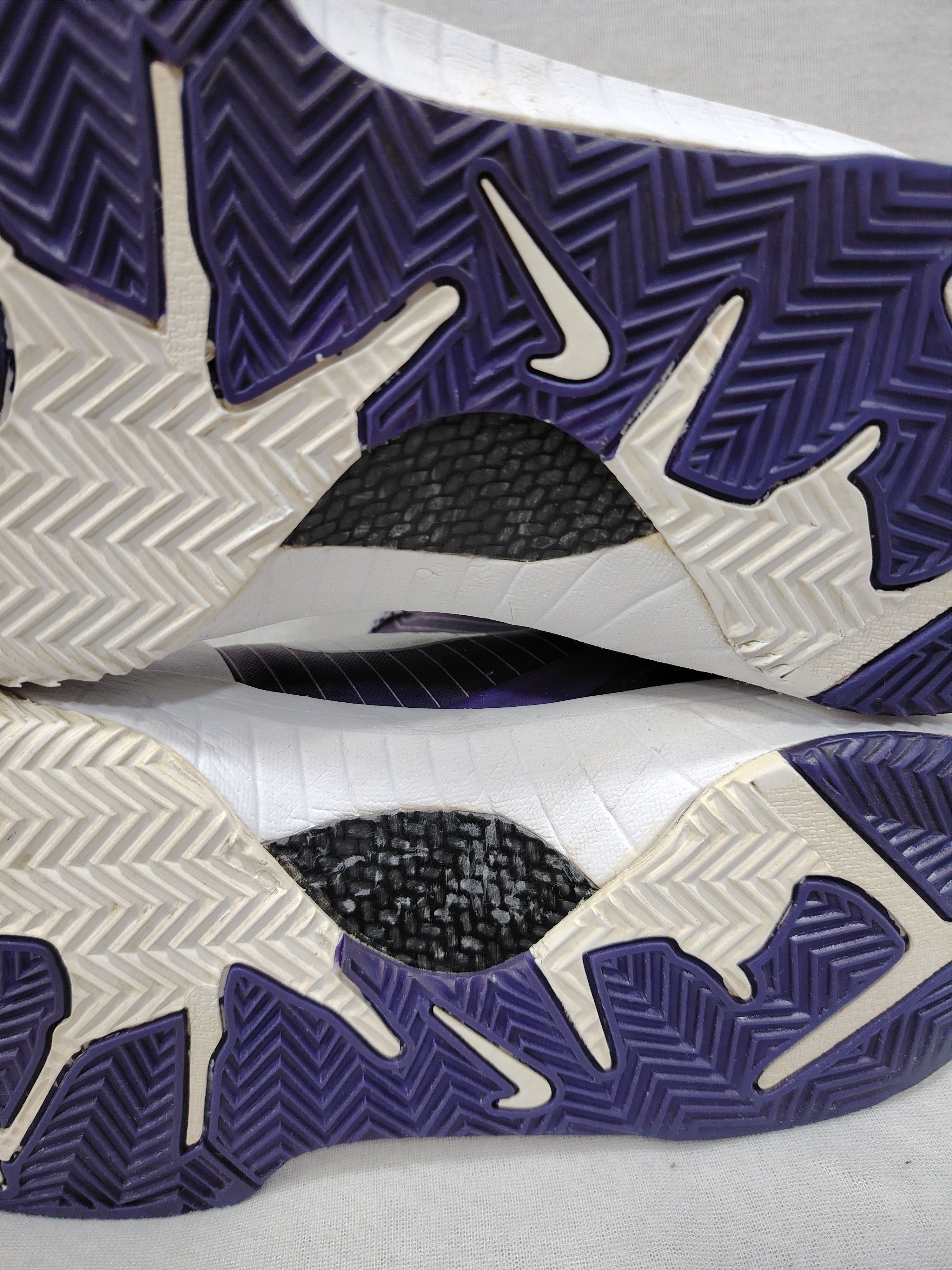 Nike NIKE ZOOM KOBE 4 TB "VARSITY PURPLE" 381947-118 Size 9.5 US Size US 9.5 / EU 42-43 - 16 Thumbnail