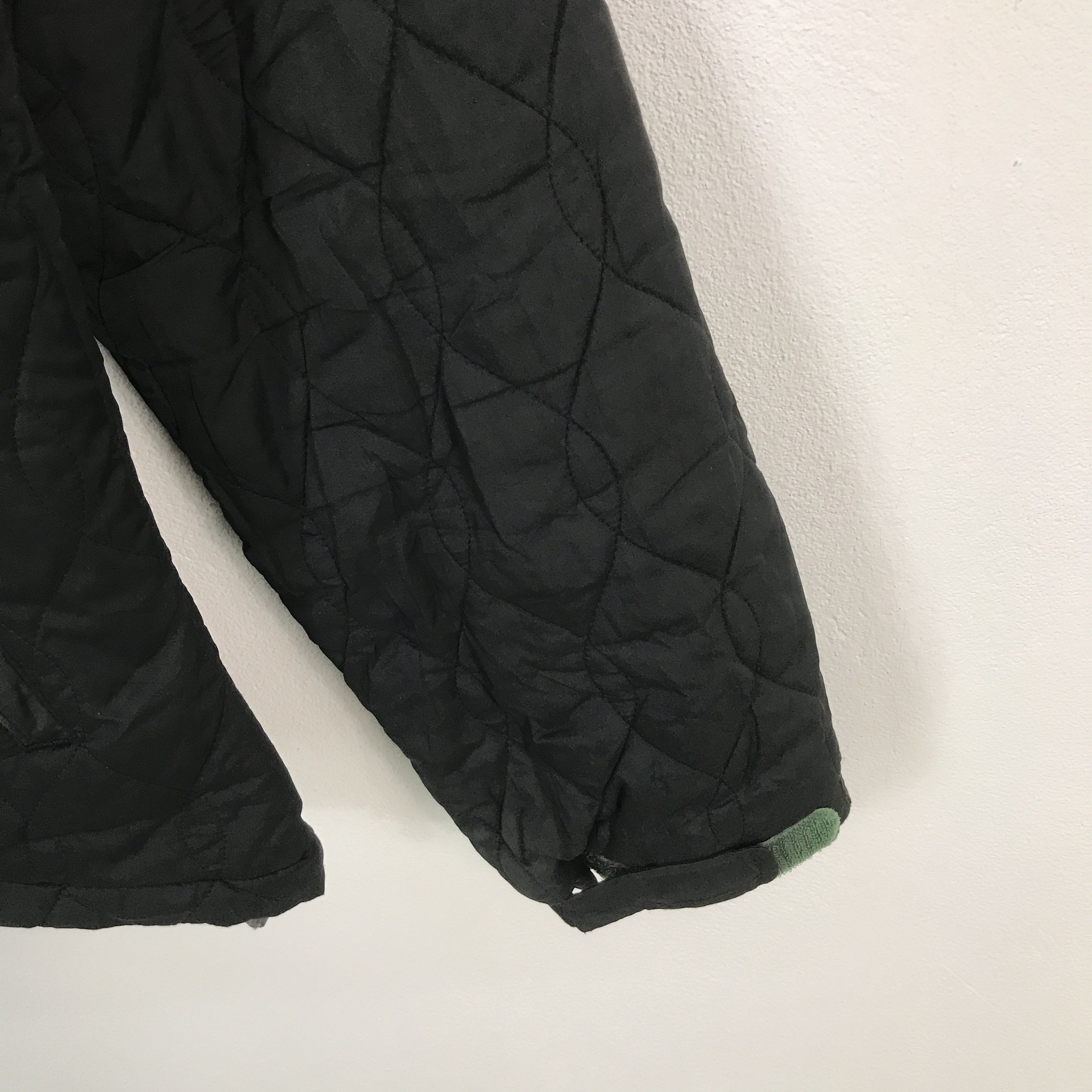Nike × Nike ACG × Vintage Vintage Nike ACG Quilted Jacket Black Jacket Size US L / EU 52-54 / 3 - 6 Thumbnail
