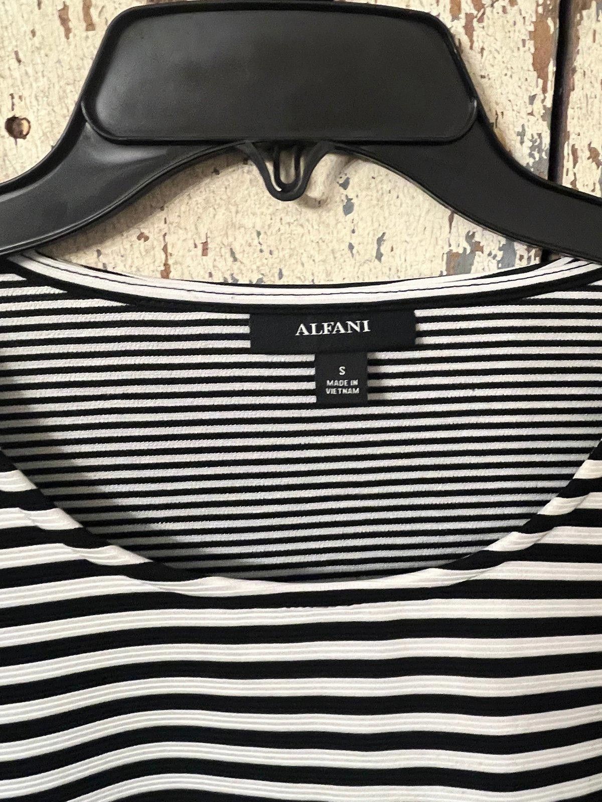 Alfani ALFANI black white striped womens blouse size Small Size S / US 4 / IT 40 - 2 Thumbnail