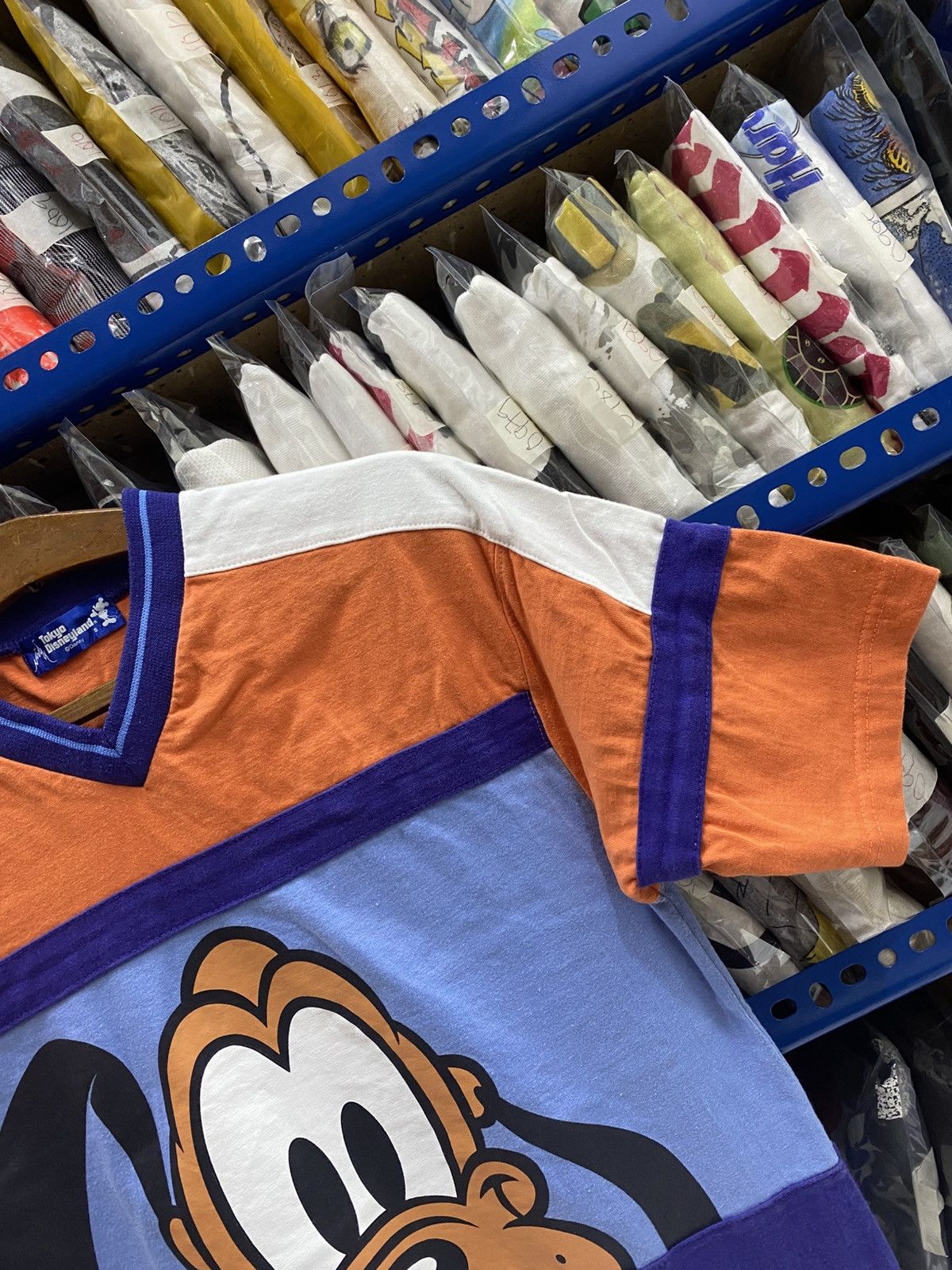 Other PLUTO TOKYO DISNEY TSHIRT Size US S / EU 44-46 / 1 - 5 Thumbnail
