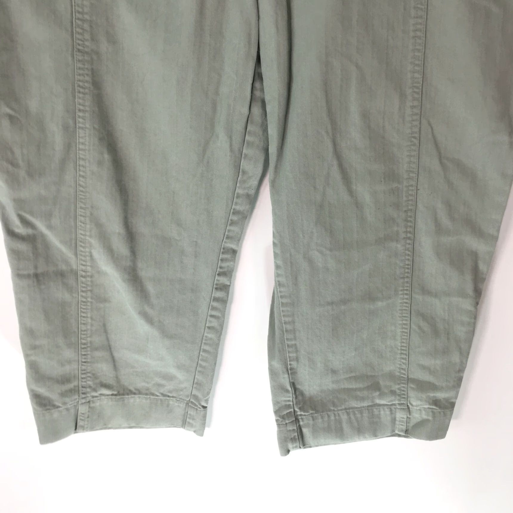 Vintage WOMENS Capri Pants Beige Flat Front Stretch Regular 34in Waist 22in Inseam Cotton Blend Belt Loops 9in Leg Opening Casual Women’s Size 34 Capri Pants Size 24" / US 00 / IT 34 - 5 Thumbnail