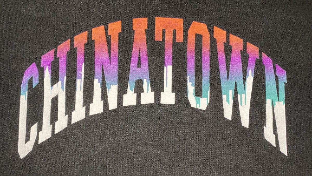 Market Chinatown Market Hoodie Skyline Spell Out Logo Sweatshirt L Size US L / EU 52-54 / 3 - 2 Thumbnail
