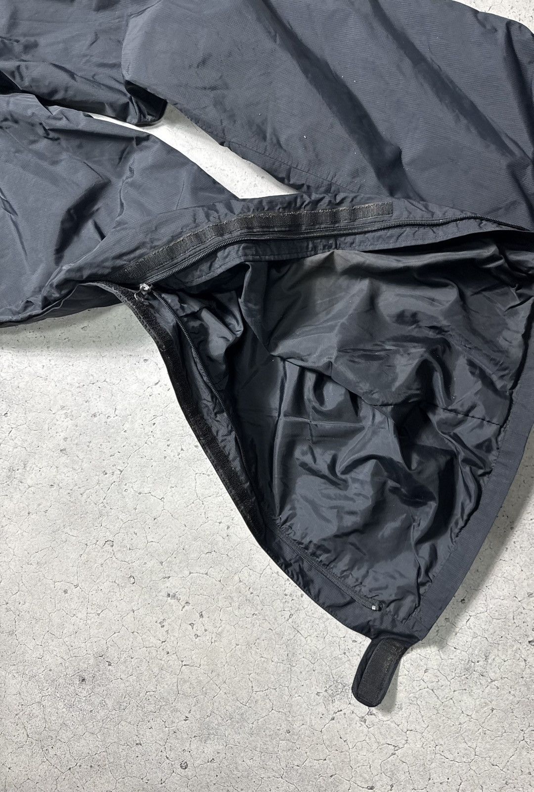 The North Face The North Face Hyvent Membrane Vintage Ski Pants Size XL Size US 36 / EU 52 - 12 Thumbnail