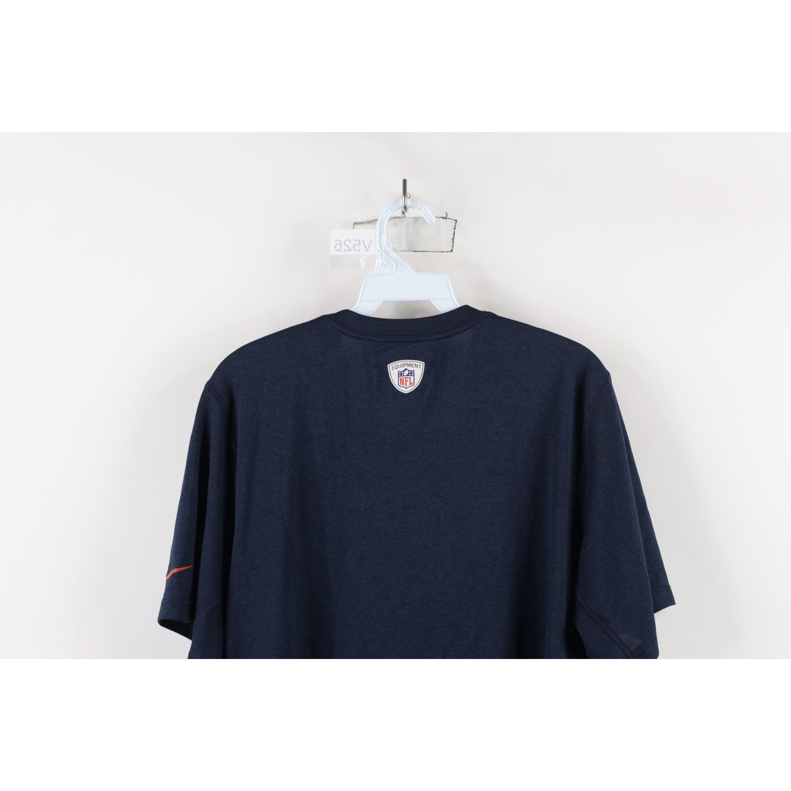 Nike Nike NFL Training Team Issued Chicago Bears Football T-Shirt Size US M / EU 48-50 / 2 - 14 Thumbnail