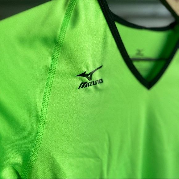 Mizuno NWT MIZUNO WOMEN’S YELLOW LONG SLEEVE JERSEY SZ LARGE L Size L / US 10 / IT 46 - 2 Thumbnail