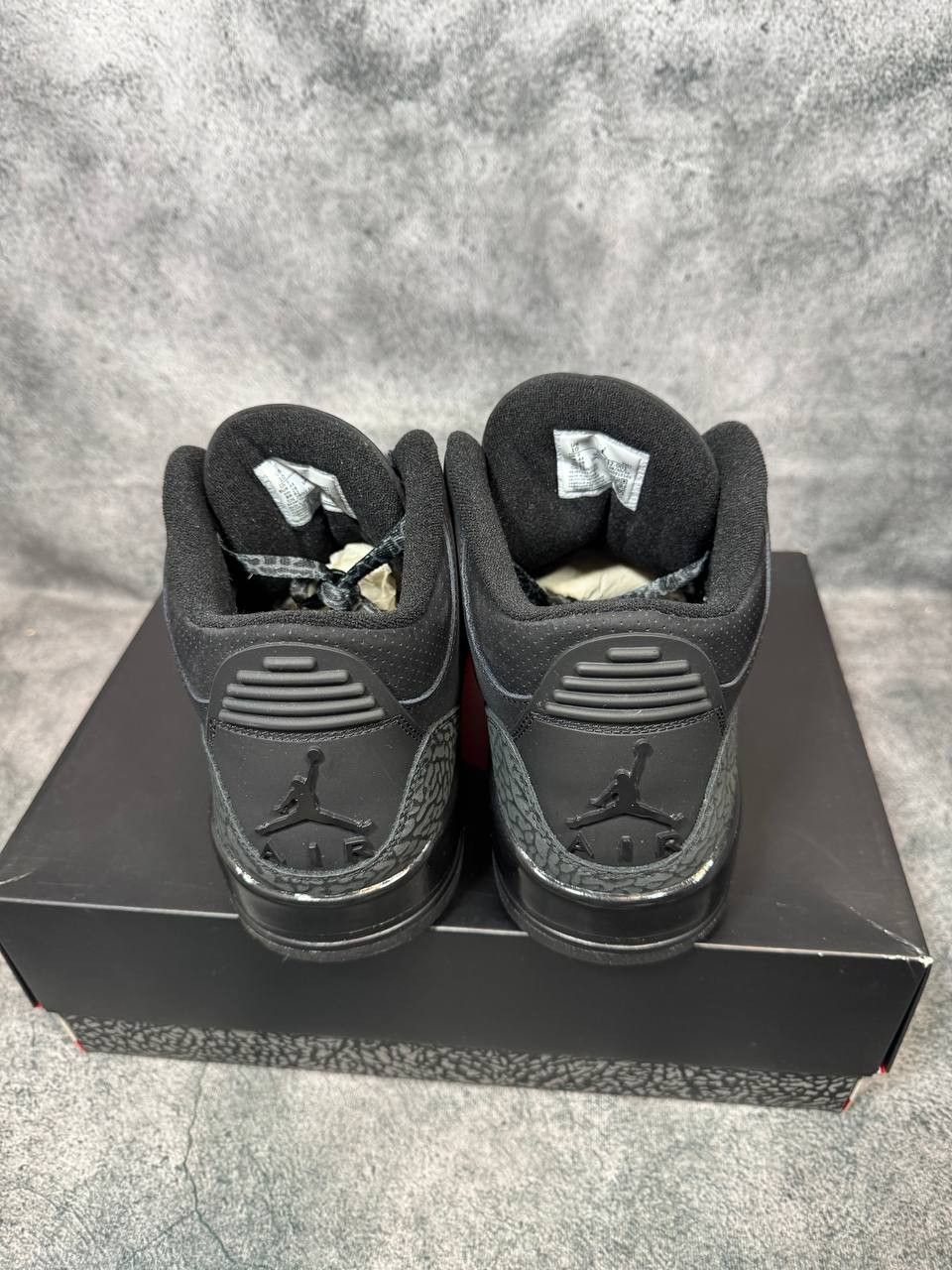 Jordan Brand Size 10 | Jordan 3 Black Cat No Box | Pre-Owned Size US 10 / EU 43 - 3 Thumbnail