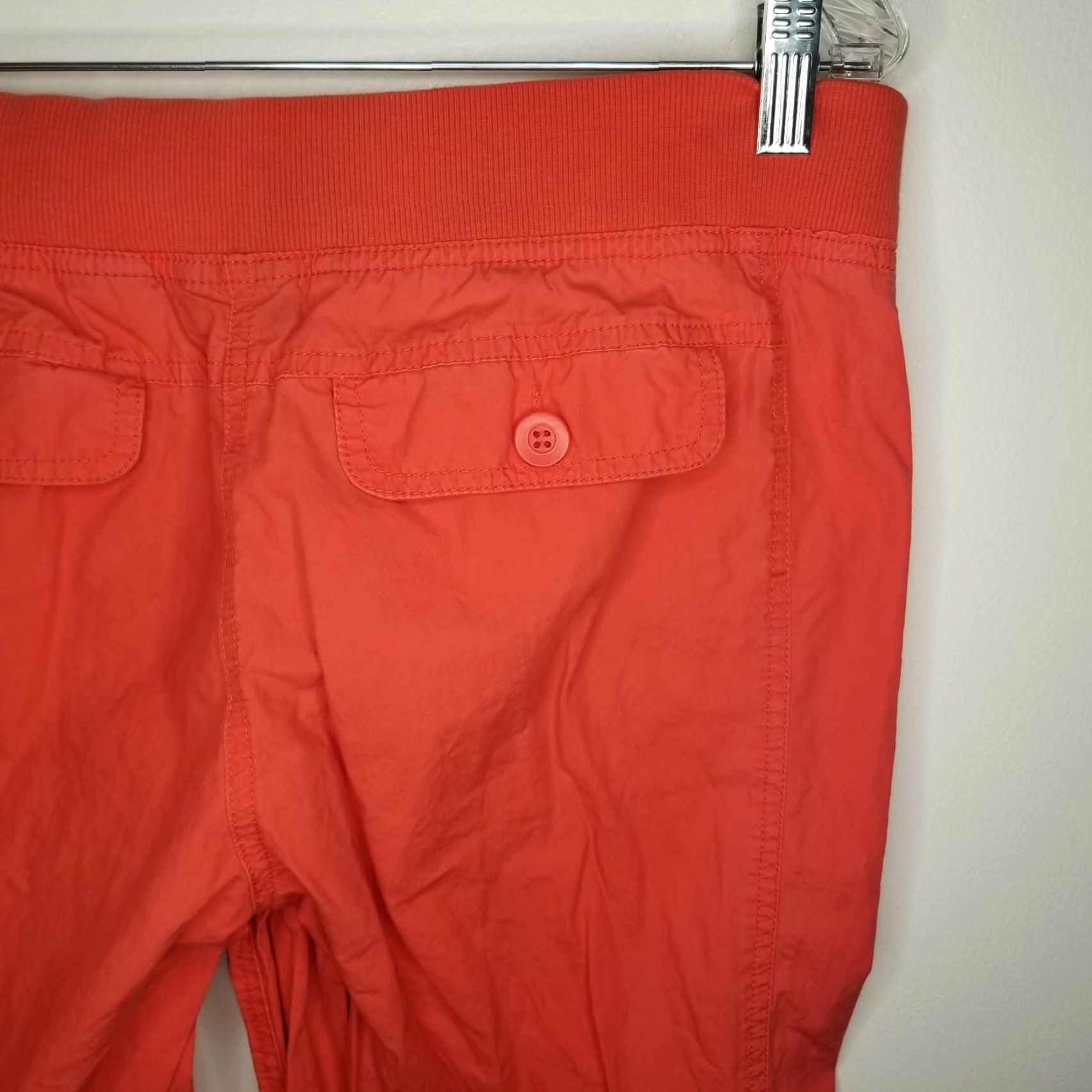 Sea New York NEW YORK & COMPANY Capris Women Red Orange Size 10 Pants Capri Women Size 10 Red 90s? (no, avoid guess) Size ONE SIZE - 5 Thumbnail