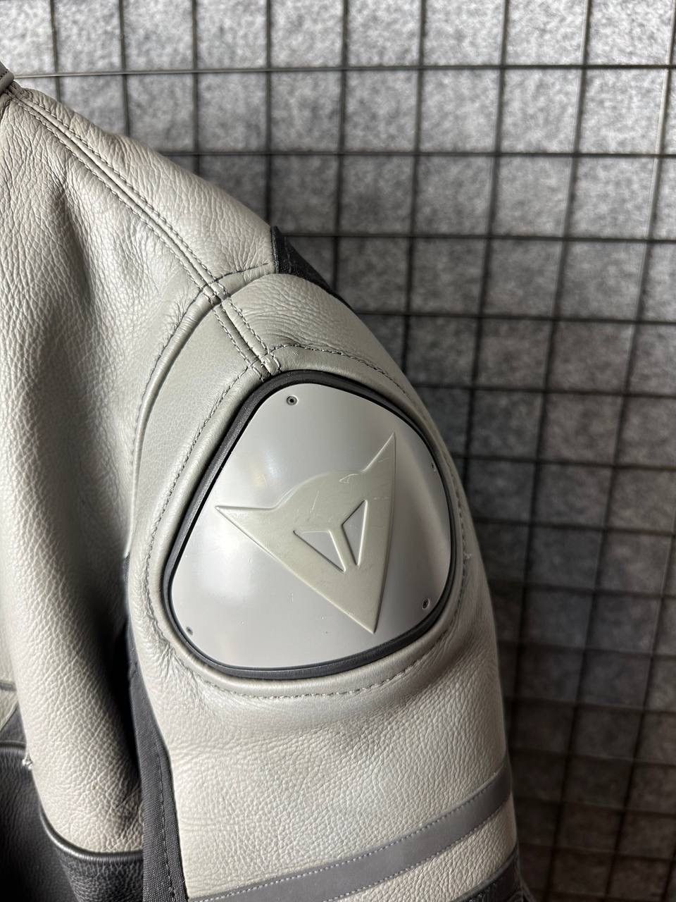 Dainese Dainese motorcycle biker leather jacket plus protection Size US XL / EU 56 / 4 - 10 Thumbnail