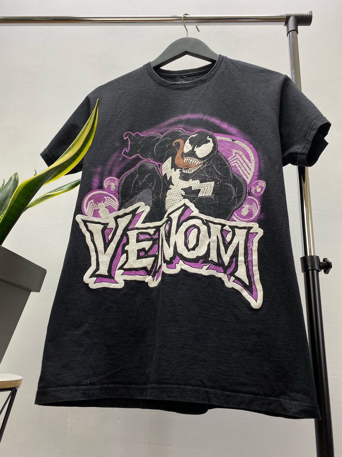 DC Comics × Marvel Comics Marvel Venom Graphic Big Logo T Shirt Size US L / EU 52-54 / 3 - 4 Thumbnail