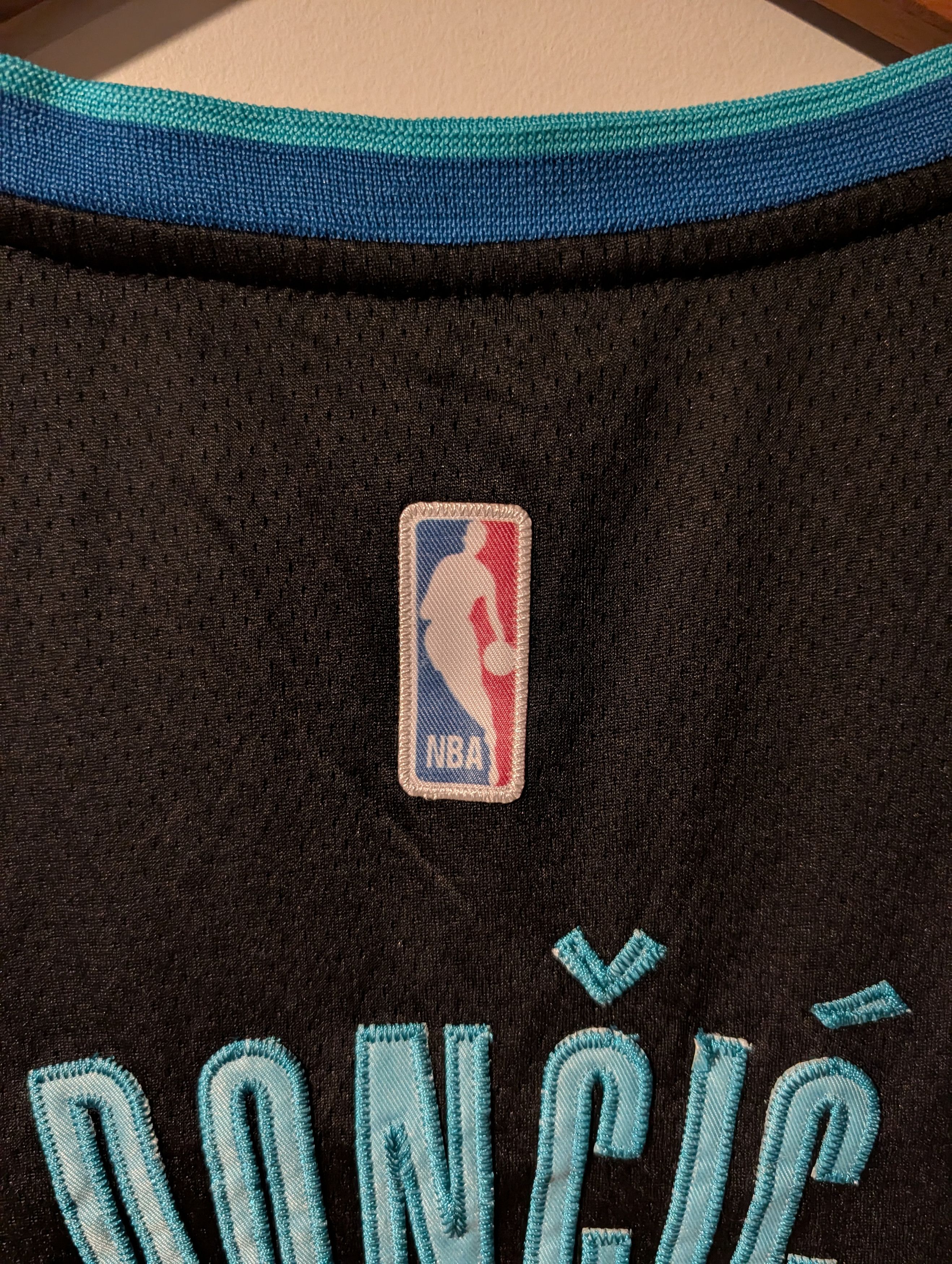 Nike LUKA DONCIC Dallas Mavericks Jersey Nike Black City Edition Size US XL / EU 56 / 4 - 8 Thumbnail