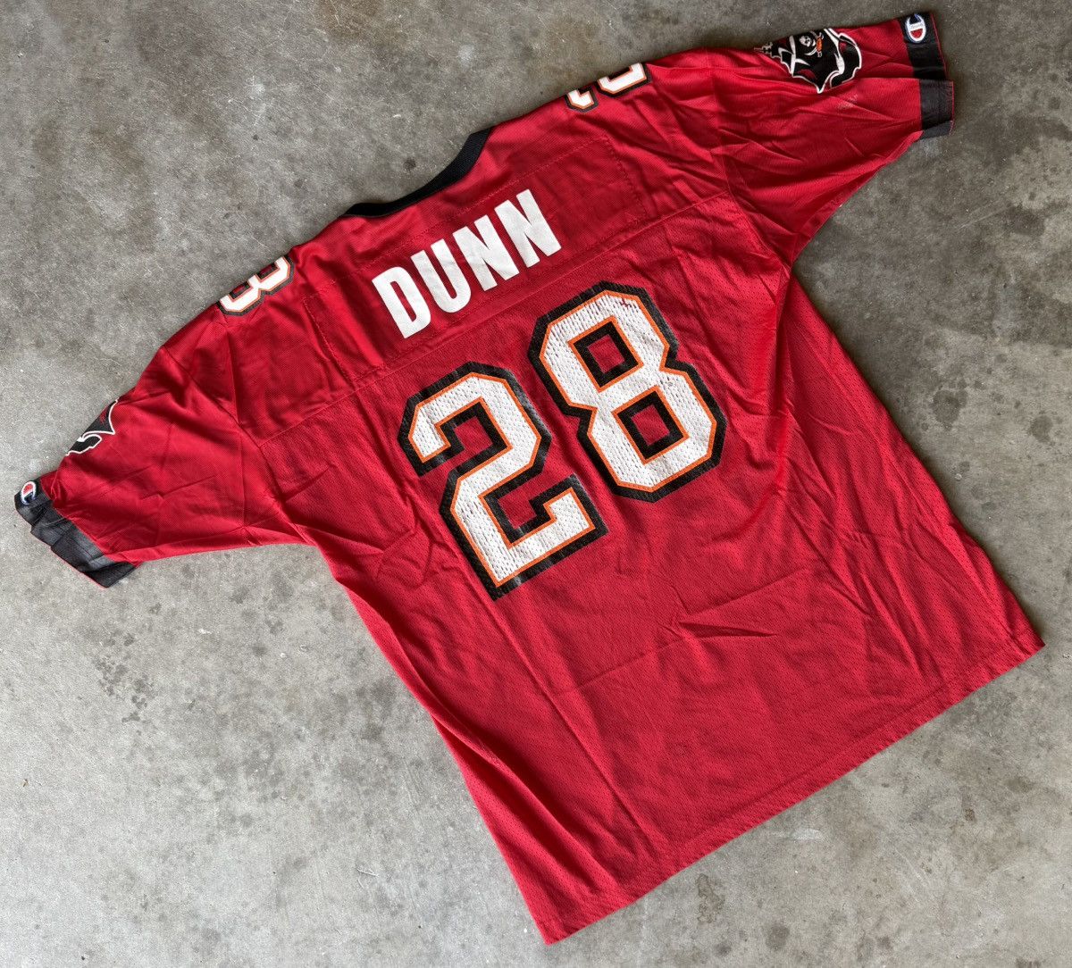 Champion × Vintage Tampa Bay Buccaneers Football Jersey by Champion Size Large Size US L / EU 52-54 / 3 - 3 Thumbnail