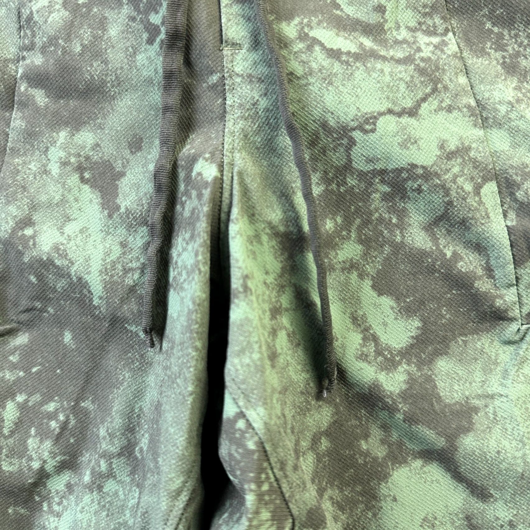 Lululemon Lululemon Shorts Mens Medium Green Camo License To Train Lined Gym Running Size US 28 / EU 44 - 3 Thumbnail