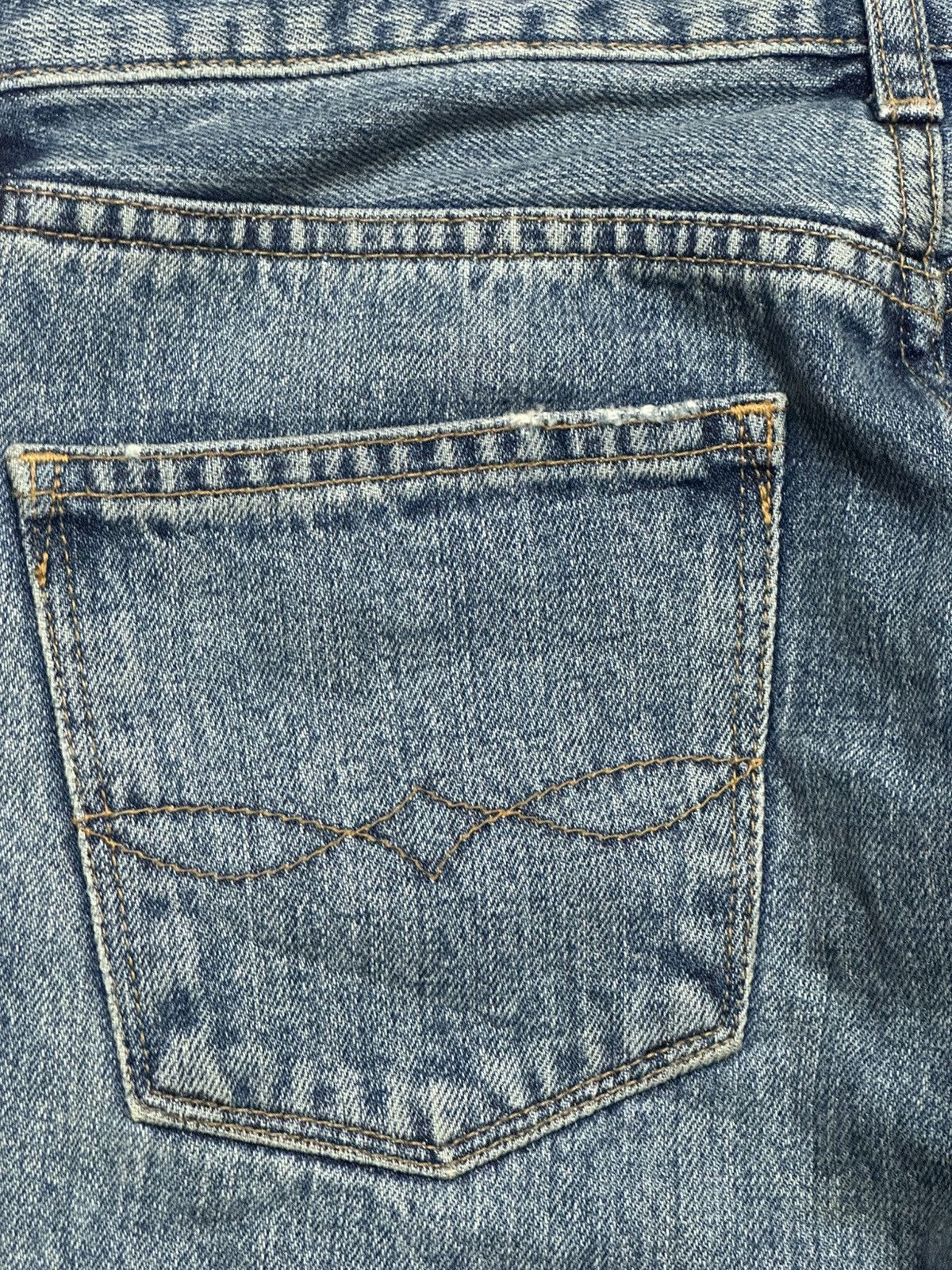 Japanese Brand Vintage Ungrid Classic Straight Fit Distressed Knees & Faded Size US 28 / EU 44 - 8 Thumbnail