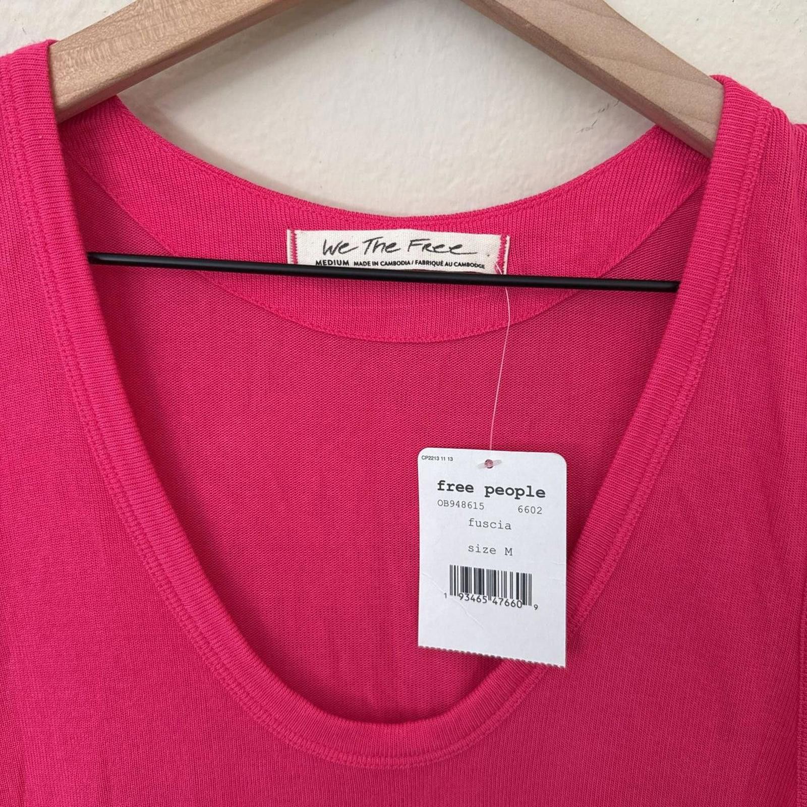 Free People Free People Take The Plunge Tank Top Women’s M Hot Pink NWT Size M / US 6-8 / IT 42-44 - 2 Thumbnail