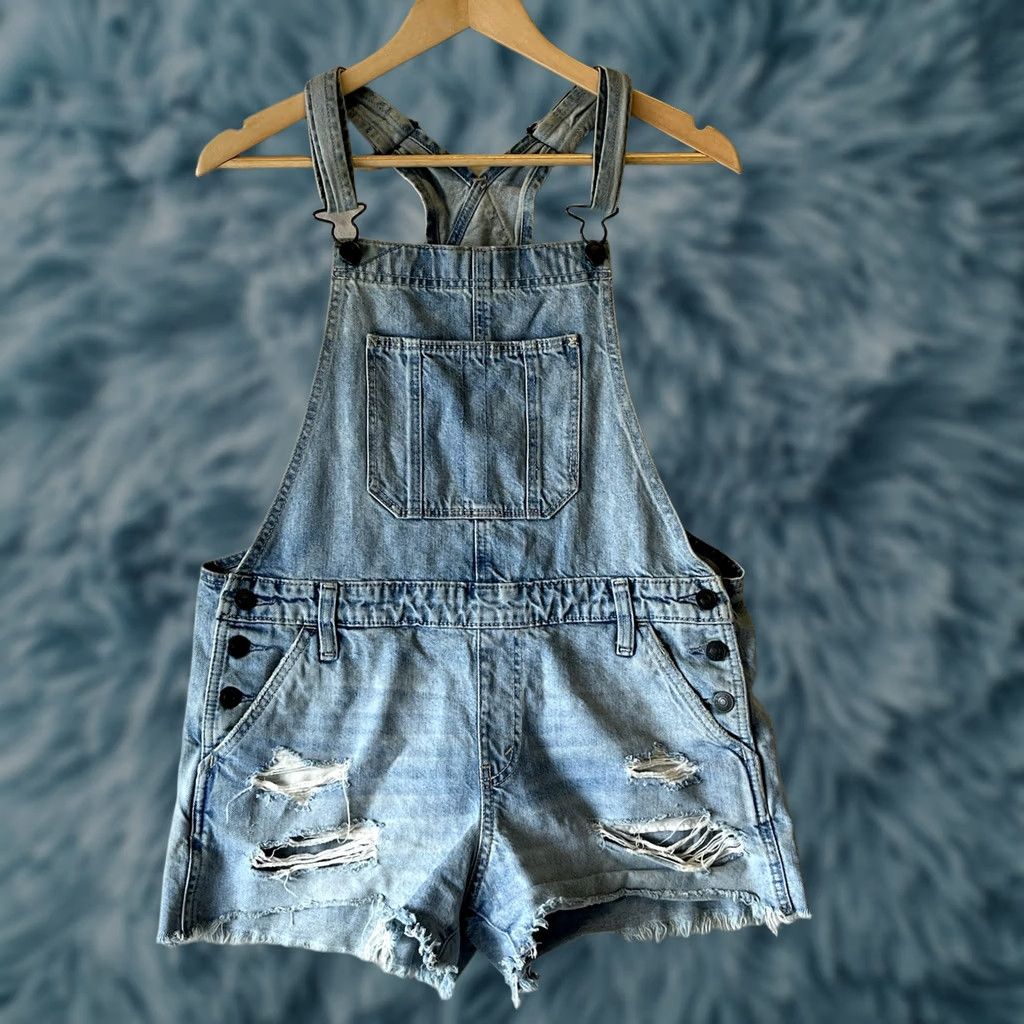 Abercrombie & Fitch Abercrombie & Fitch Overalls Womens S Blue Denim 100% Cotton China Shorts Casual Pockets Button Sleeveless Summer Regular Womens Size 28" / US 6 / IT 42 - 1 Thumbnail