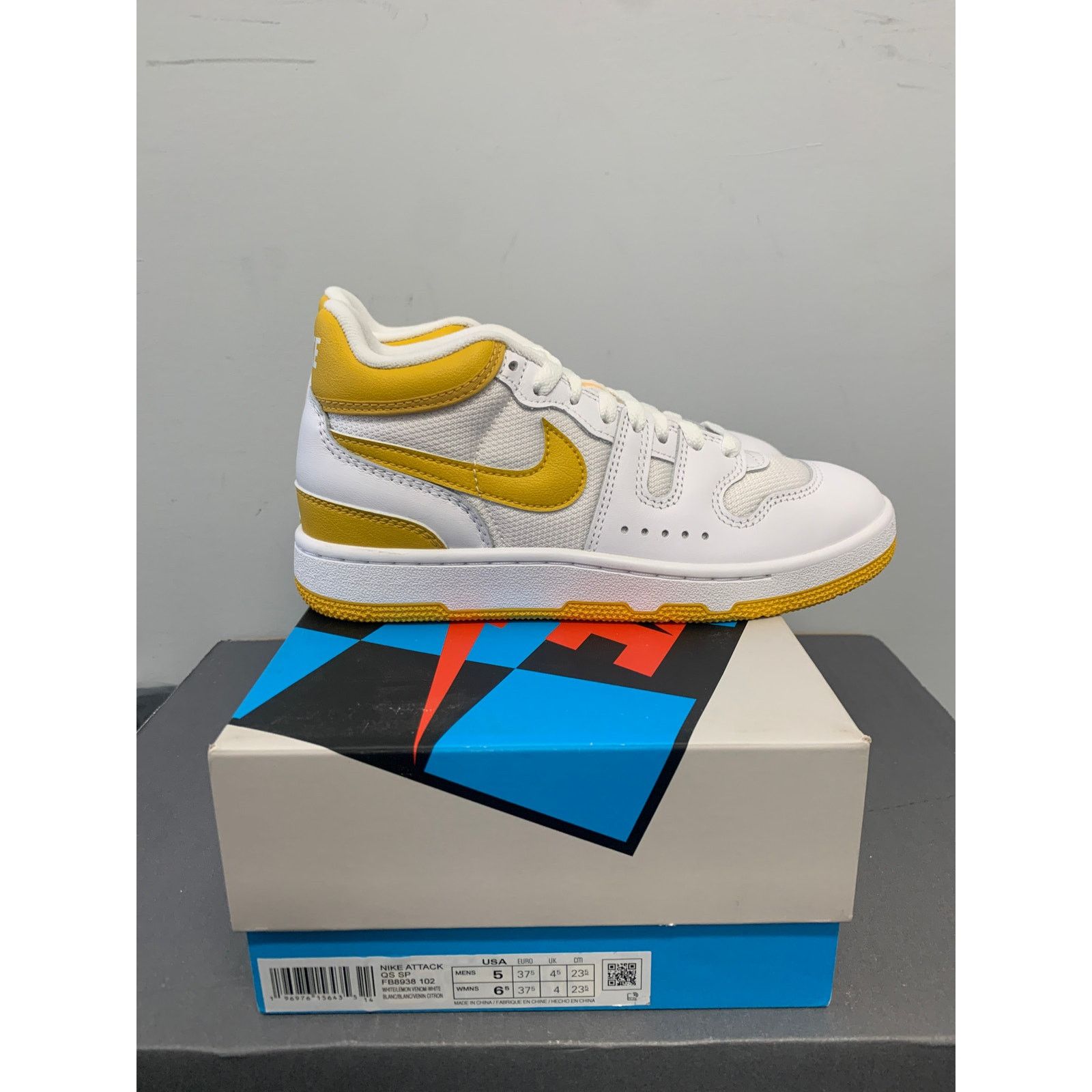 Nike Nike Mac Attack QS SP Lemon Venom Size 5 BRAND NEW SHIPS NOW Size US 5 / EU 37 - 1 Thumbnail